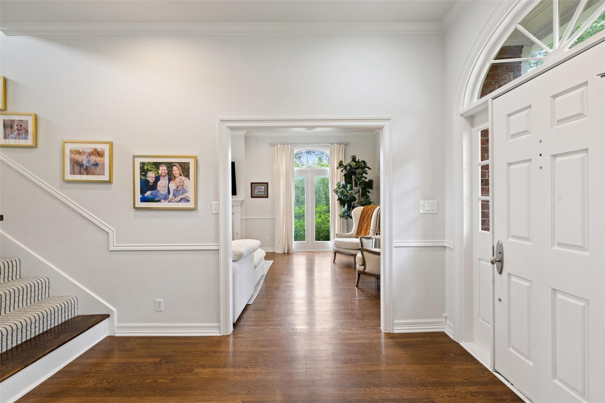 2922 Thousand Oaks Dr, Austin, TX 78746