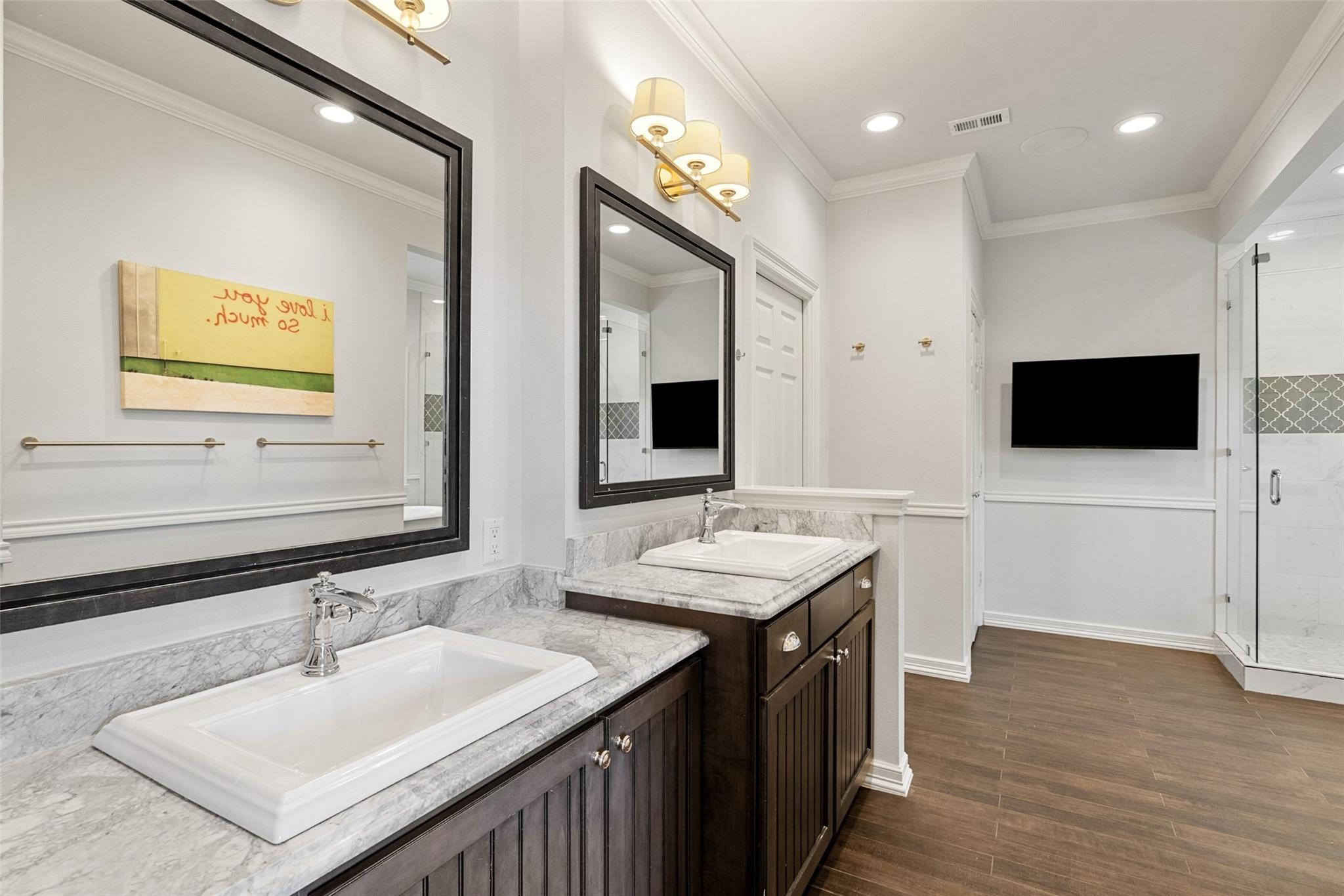 2922 Thousand Oaks Dr, Austin, TX 78746