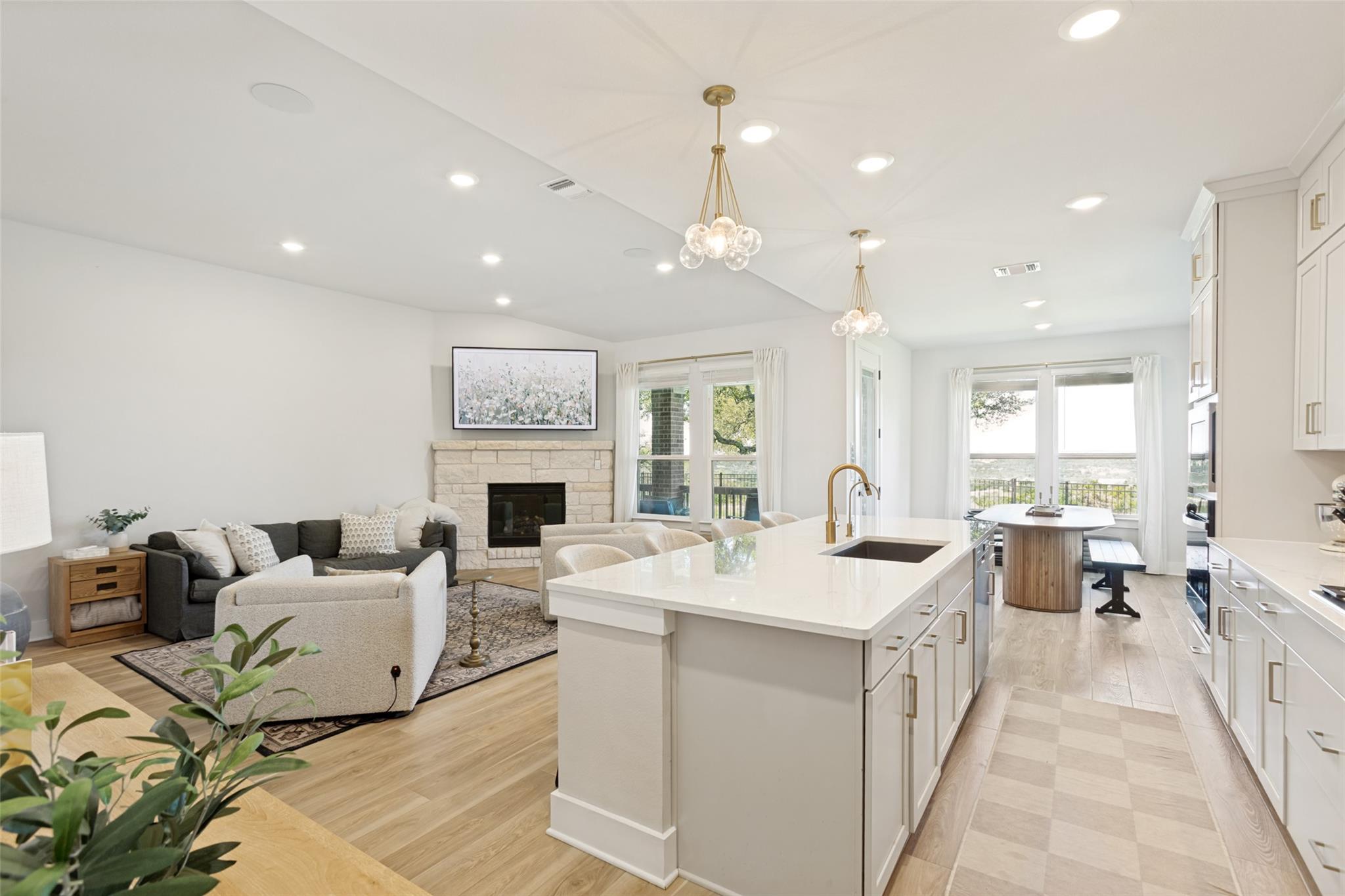 17229 Rossignol Cv, Austin, TX 78738