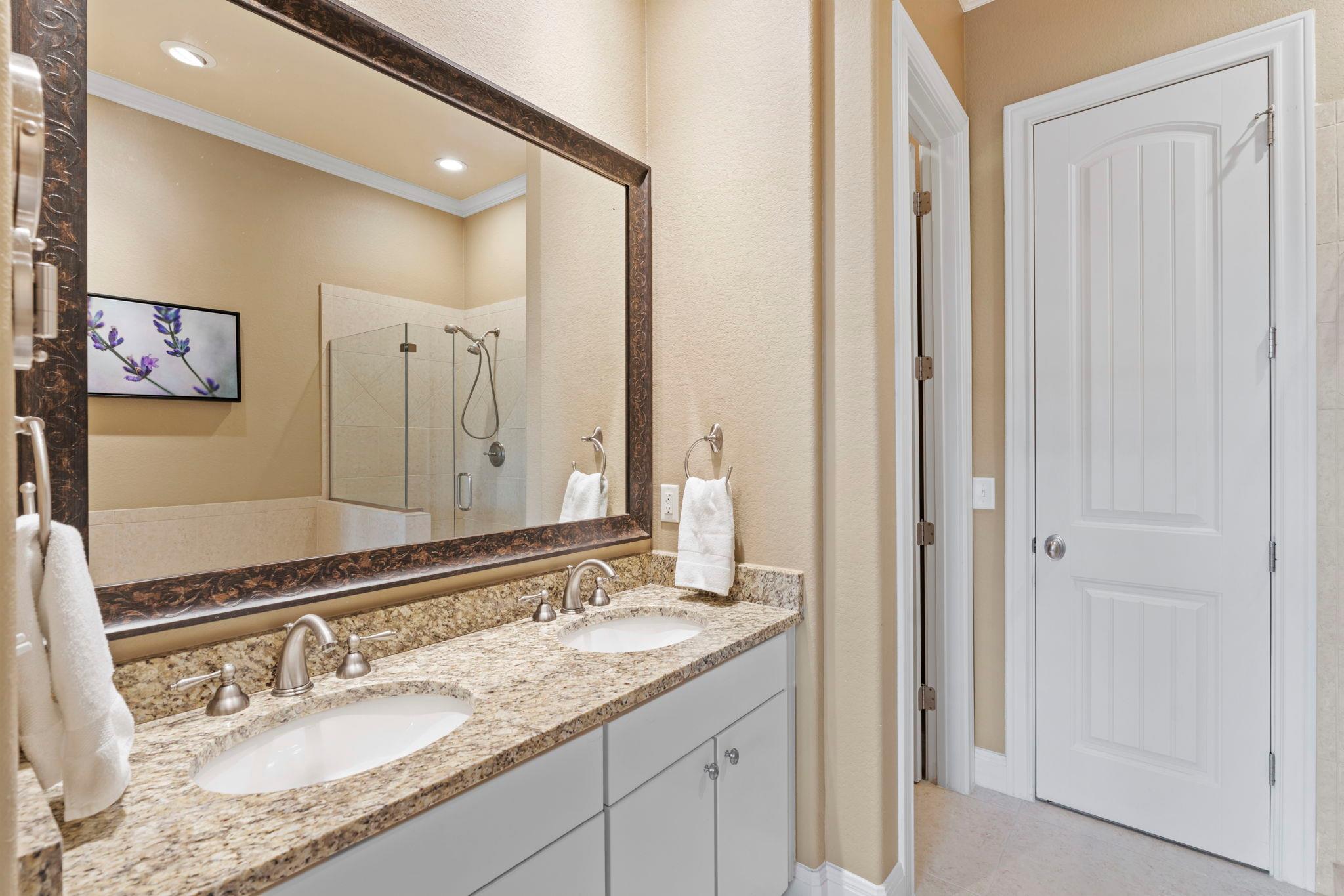 104 San Marino Way, Horseshoe Bay, TX 78657
