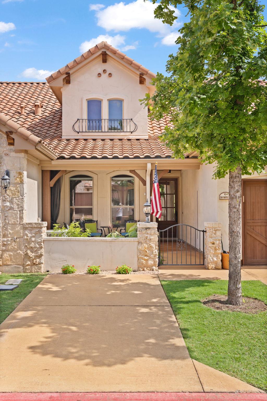 104 San Marino Way, Horseshoe Bay, TX 78657