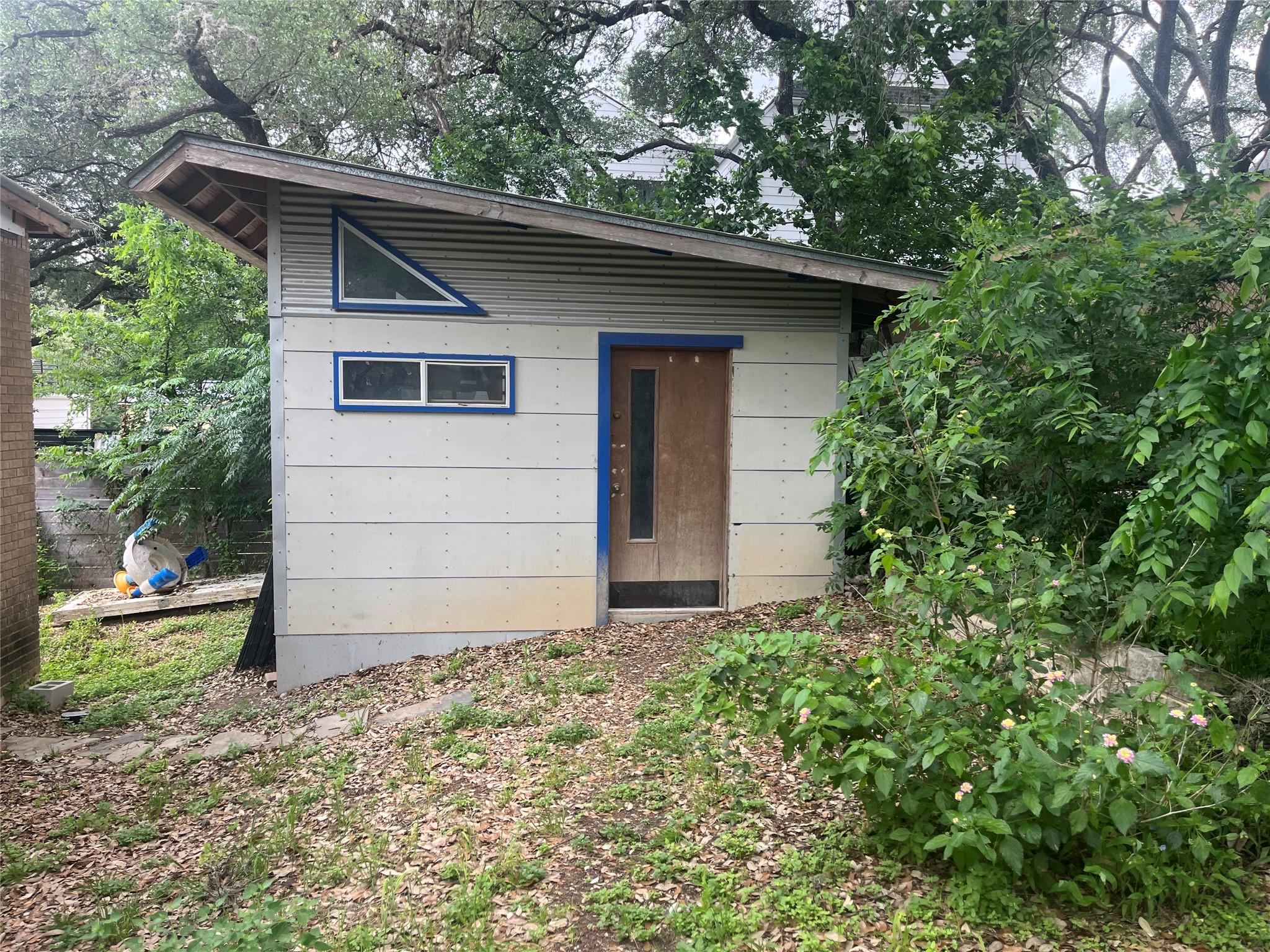 1607 Lightsey Rd # A, Austin, TX 78704