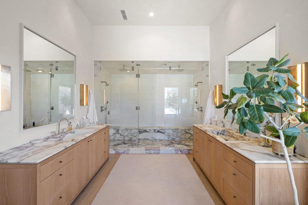 5 Inwood Cv, Austin, TX 78746