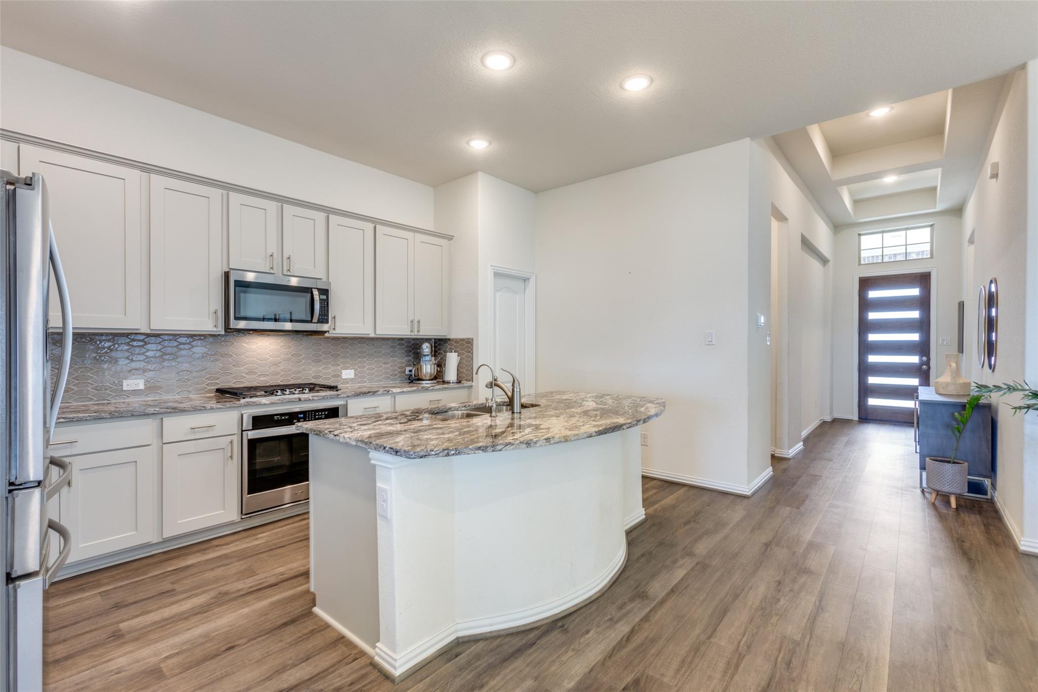 2212 McClendon Trl, Leander, TX 78641