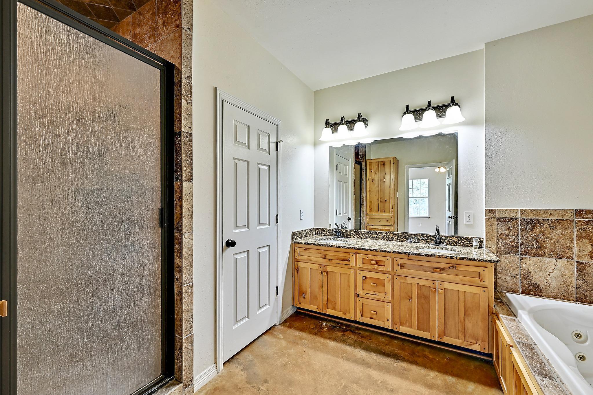 11791 Silver Springs Rd, Rockdale, TX 76567