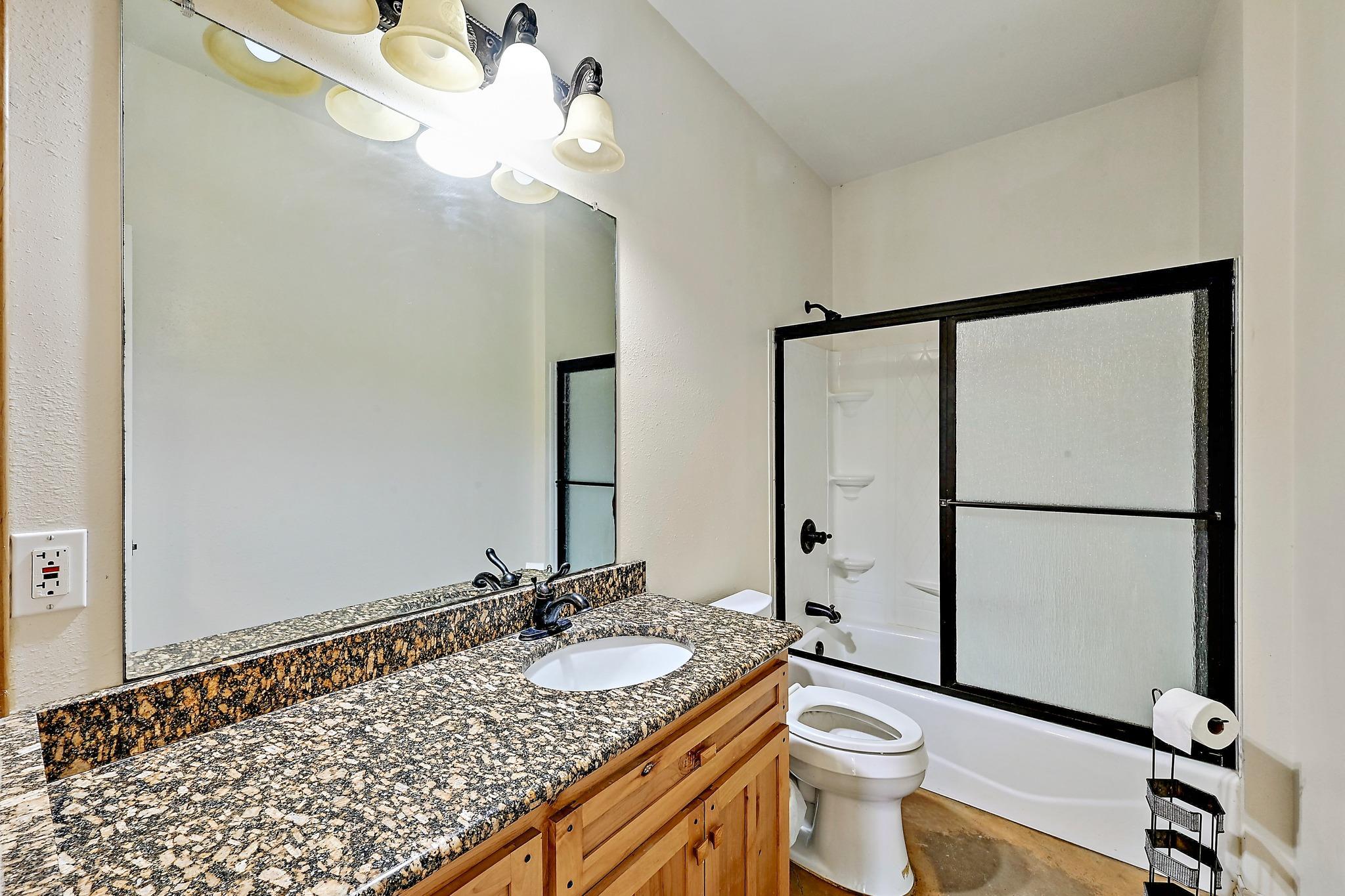 11791 Silver Springs Rd, Rockdale, TX 76567