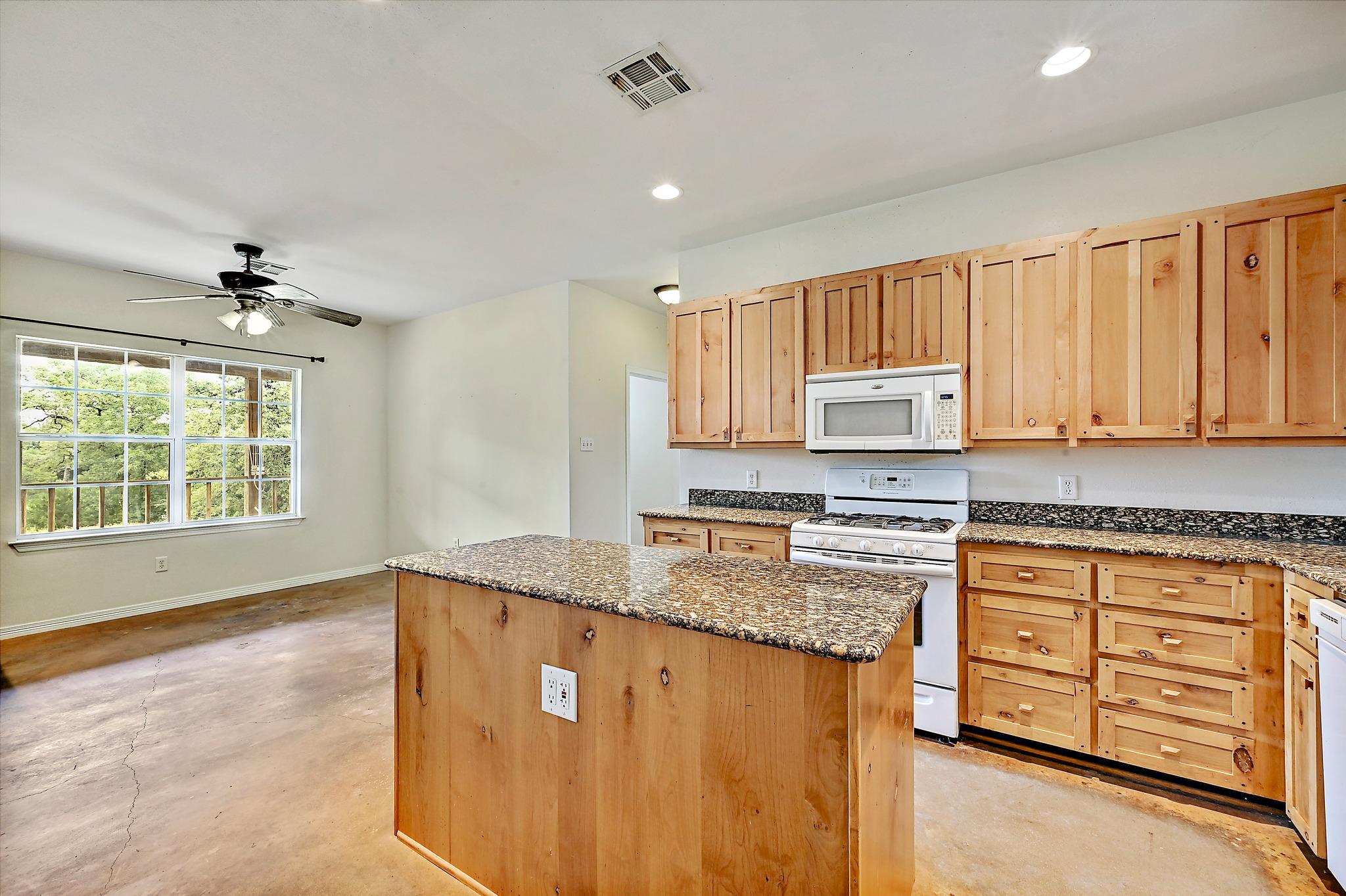 11791 Silver Springs Rd, Rockdale, TX 76567