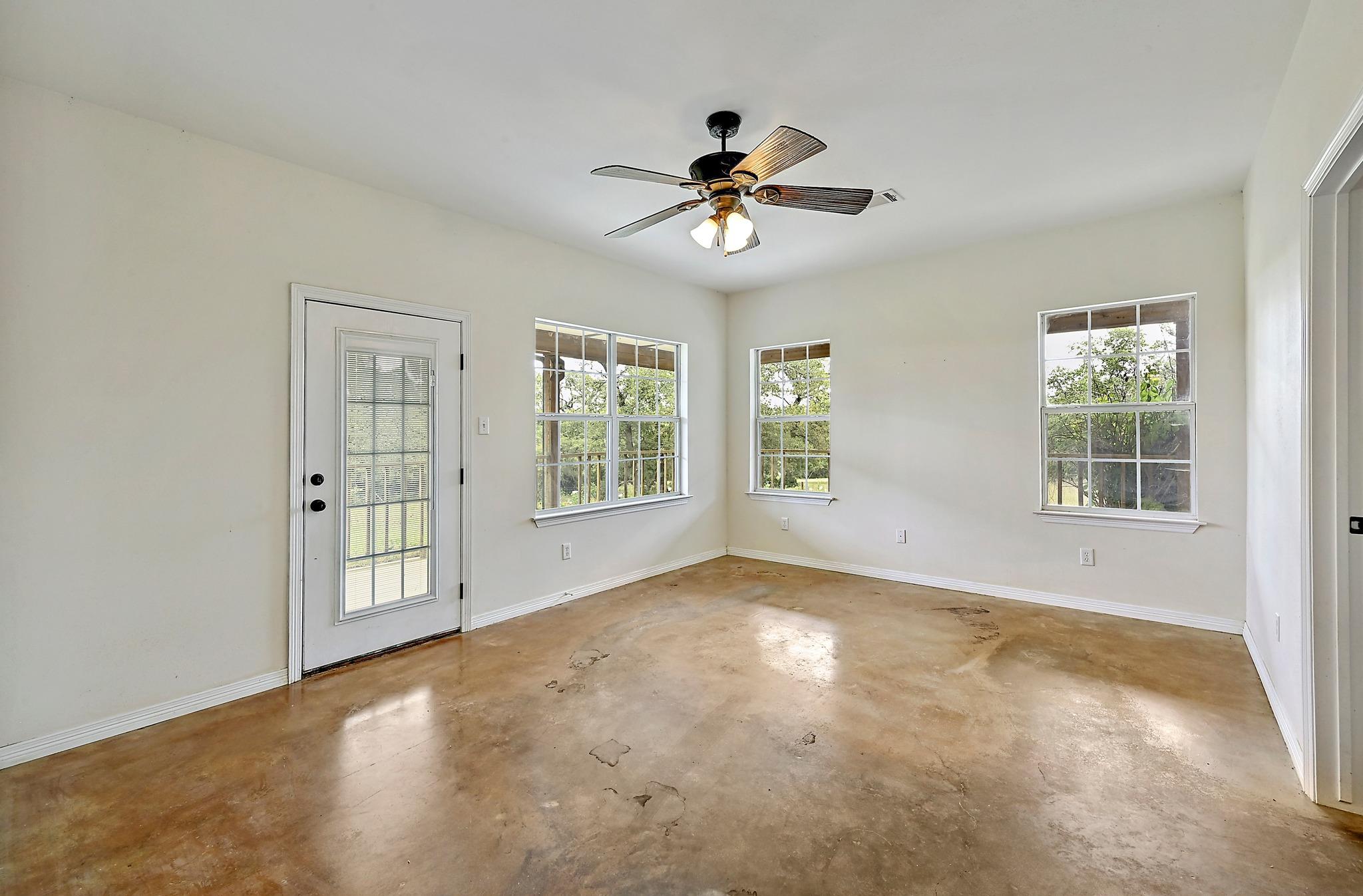11791 Silver Springs Rd, Rockdale, TX 76567