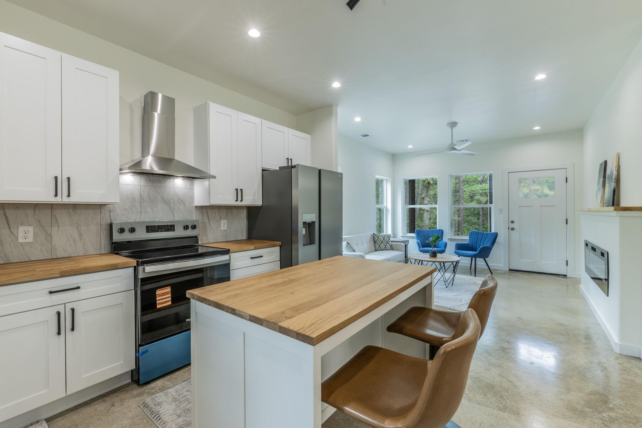 157 Wainee Dr, Bastrop, TX 78602