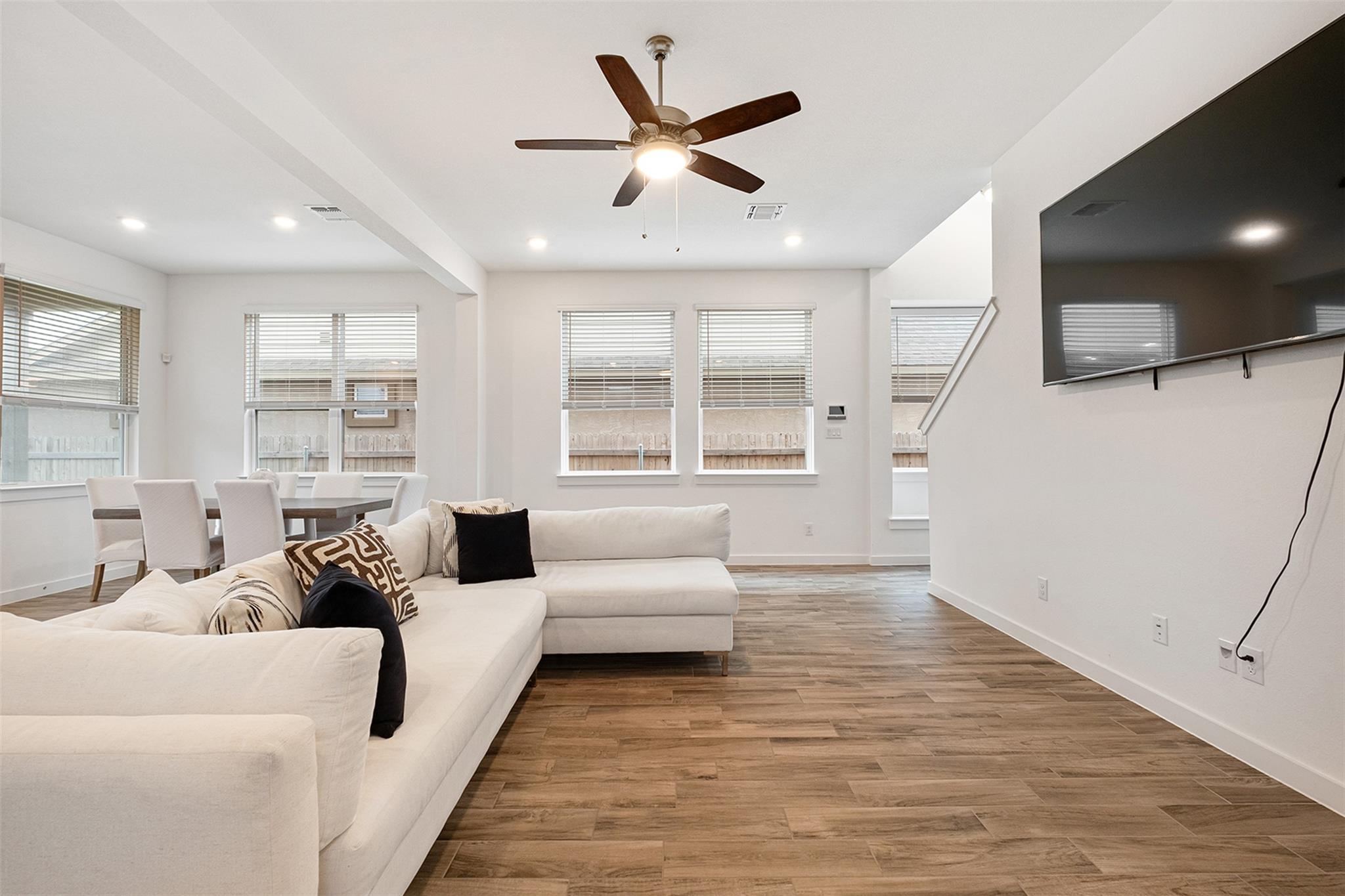 12612 Penguin Path, Manor, TX 78653