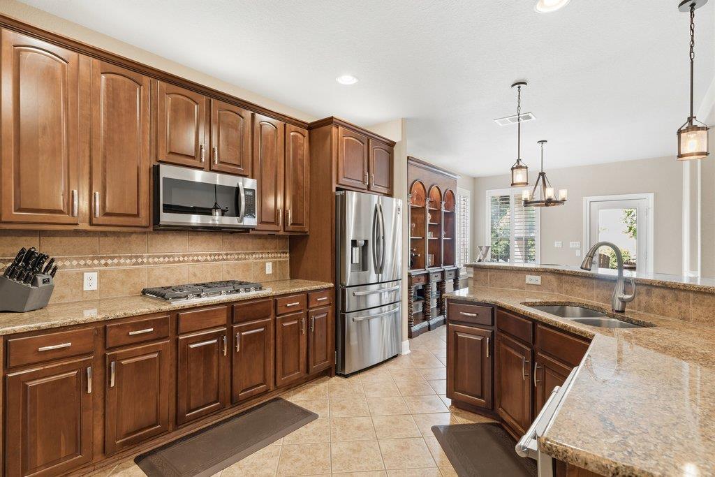 11228 Woodland Hills Trl, Austin, TX 78732