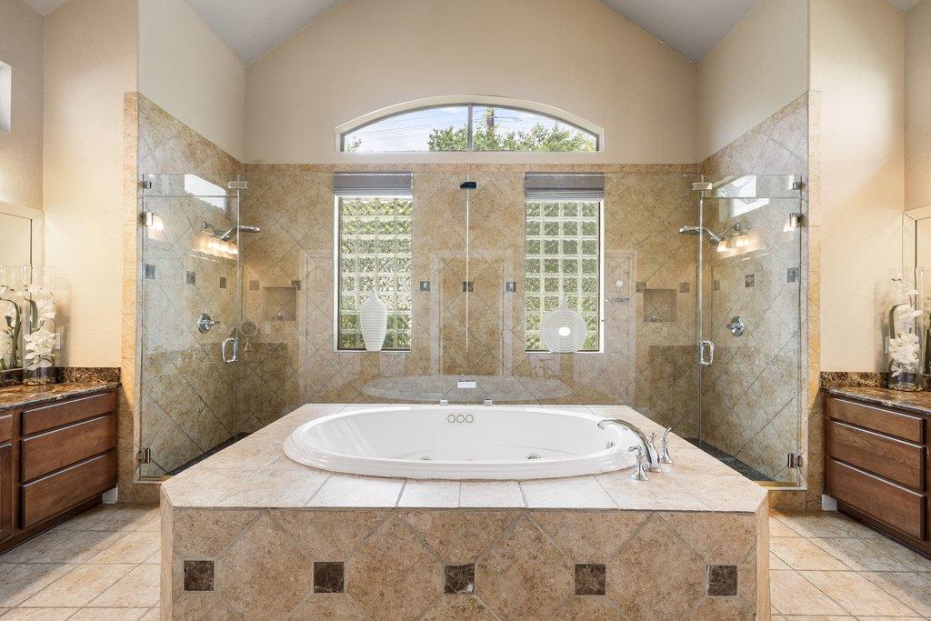 11228 Woodland Hills Trl, Austin, TX 78732