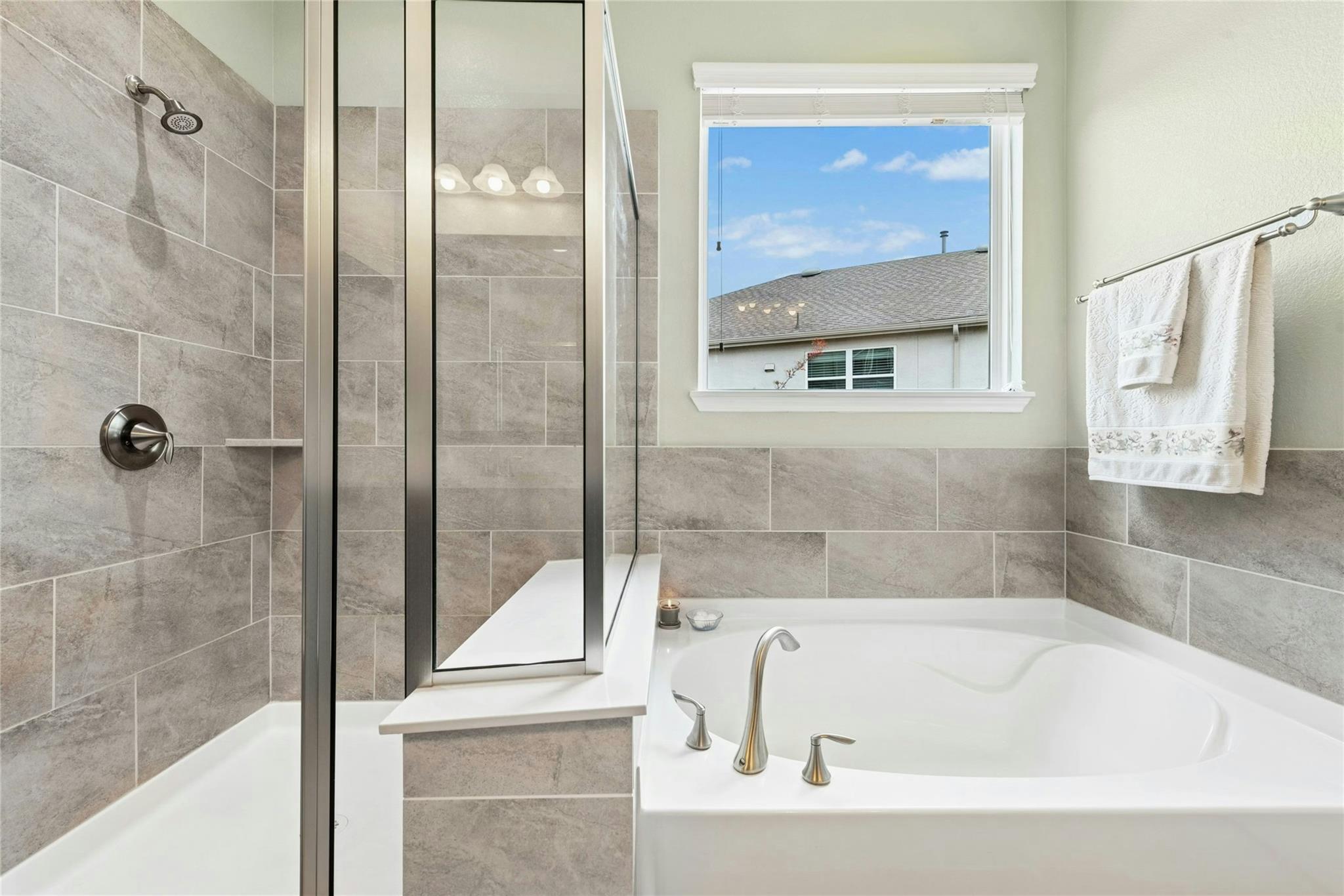 203 Gentry Creek Ln, Georgetown, TX 78633