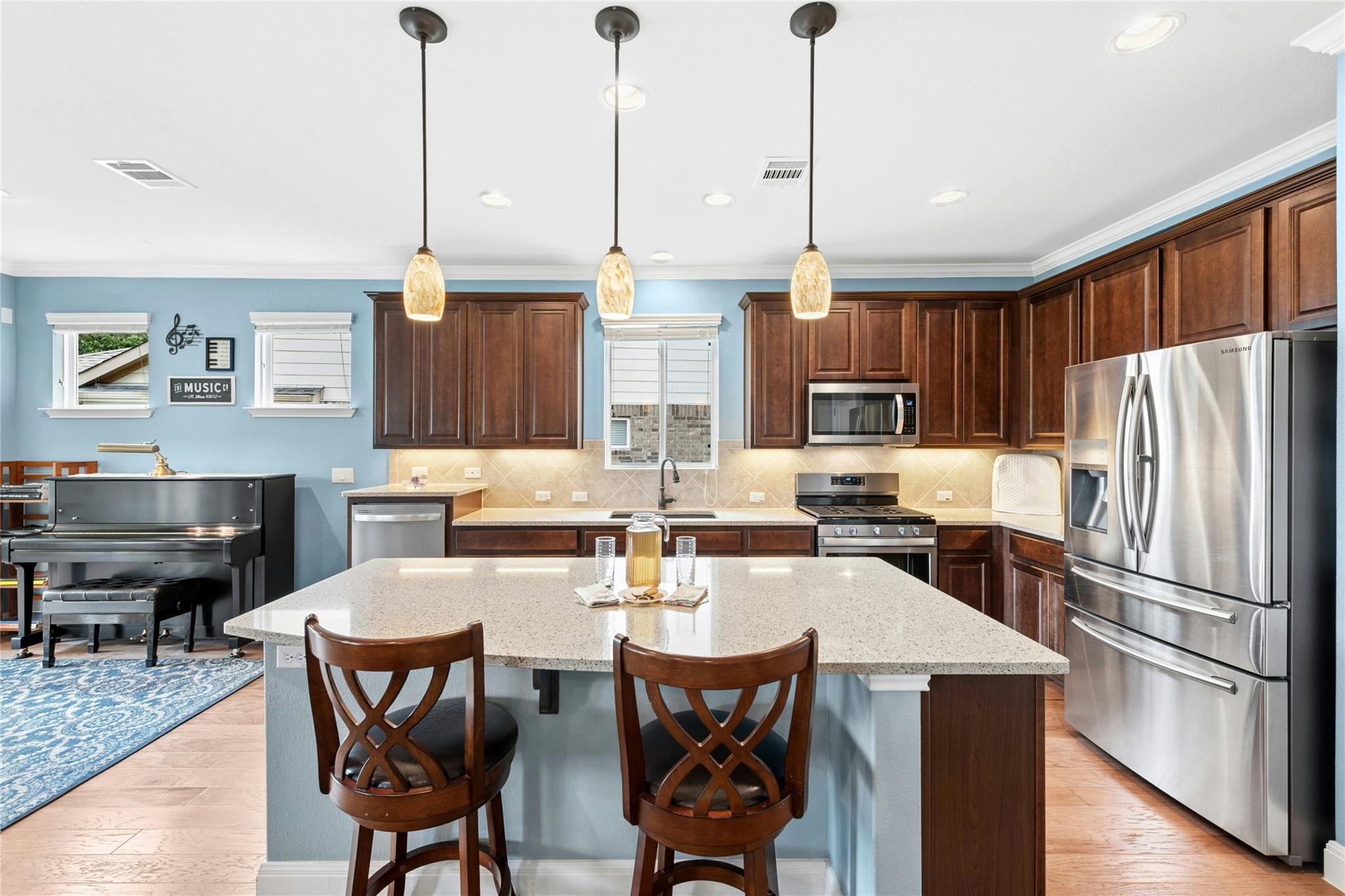 203 Gentry Creek Ln, Georgetown, TX 78633