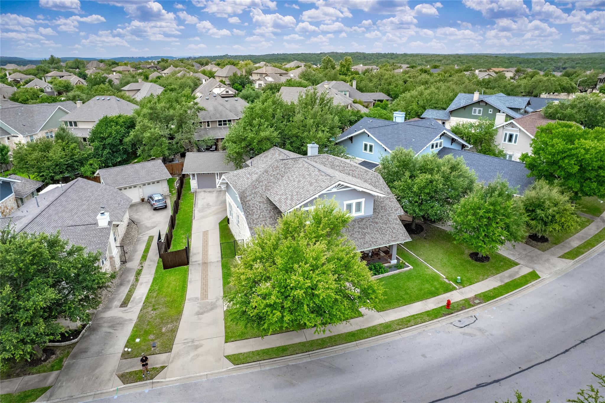 2711 Grand Oaks Loop, Cedar Park, TX 78613