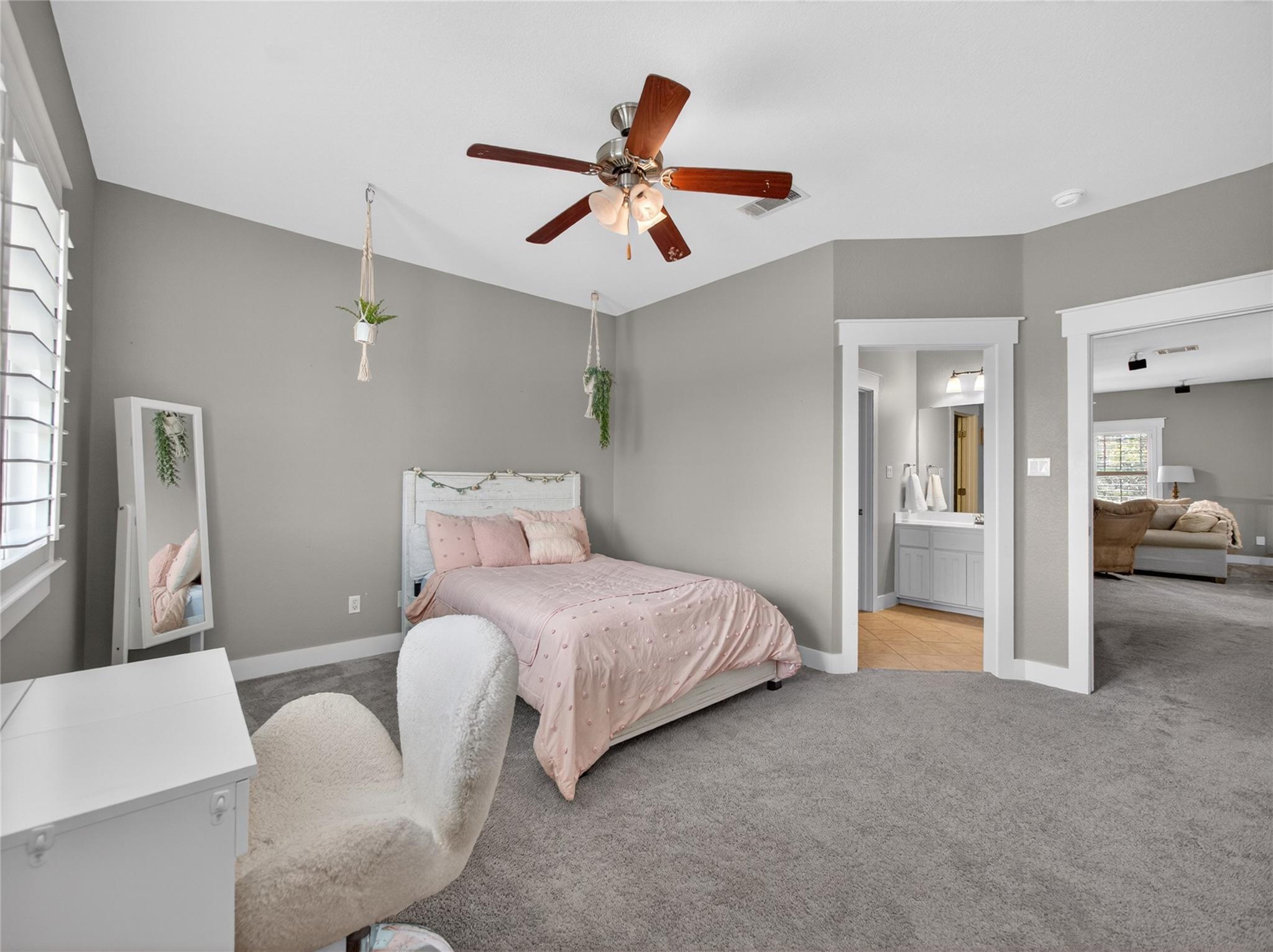 2711 Grand Oaks Loop, Cedar Park, TX 78613