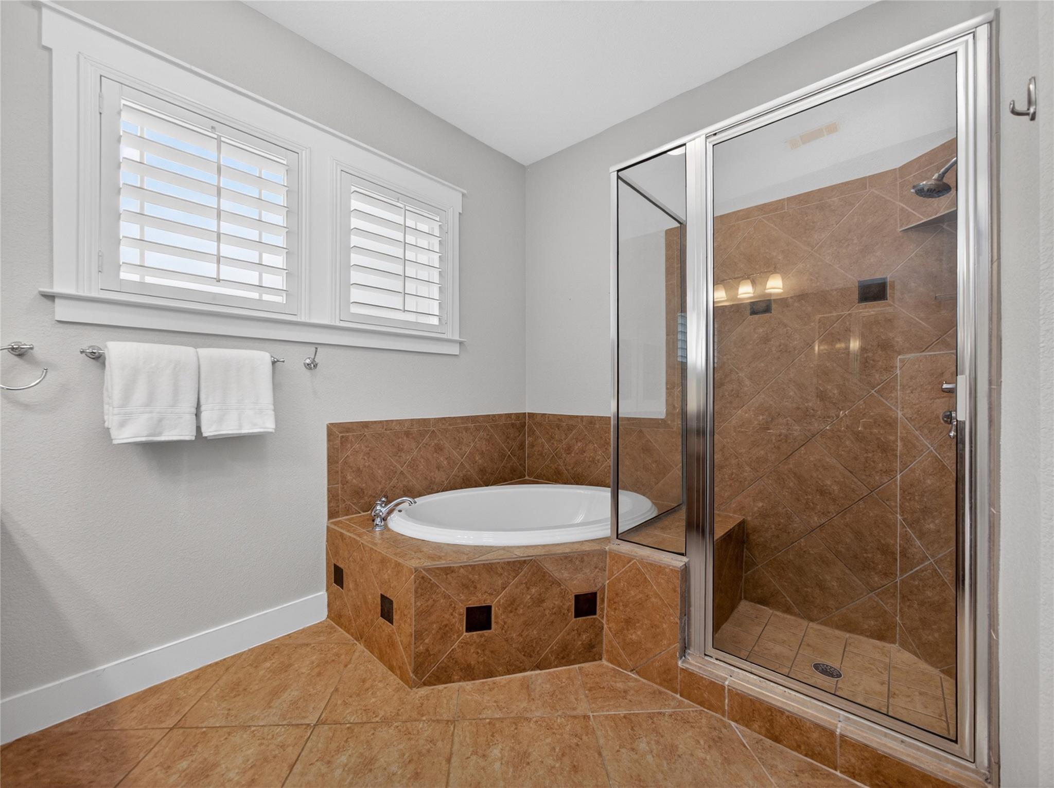 2711 Grand Oaks Loop, Cedar Park, TX 78613
