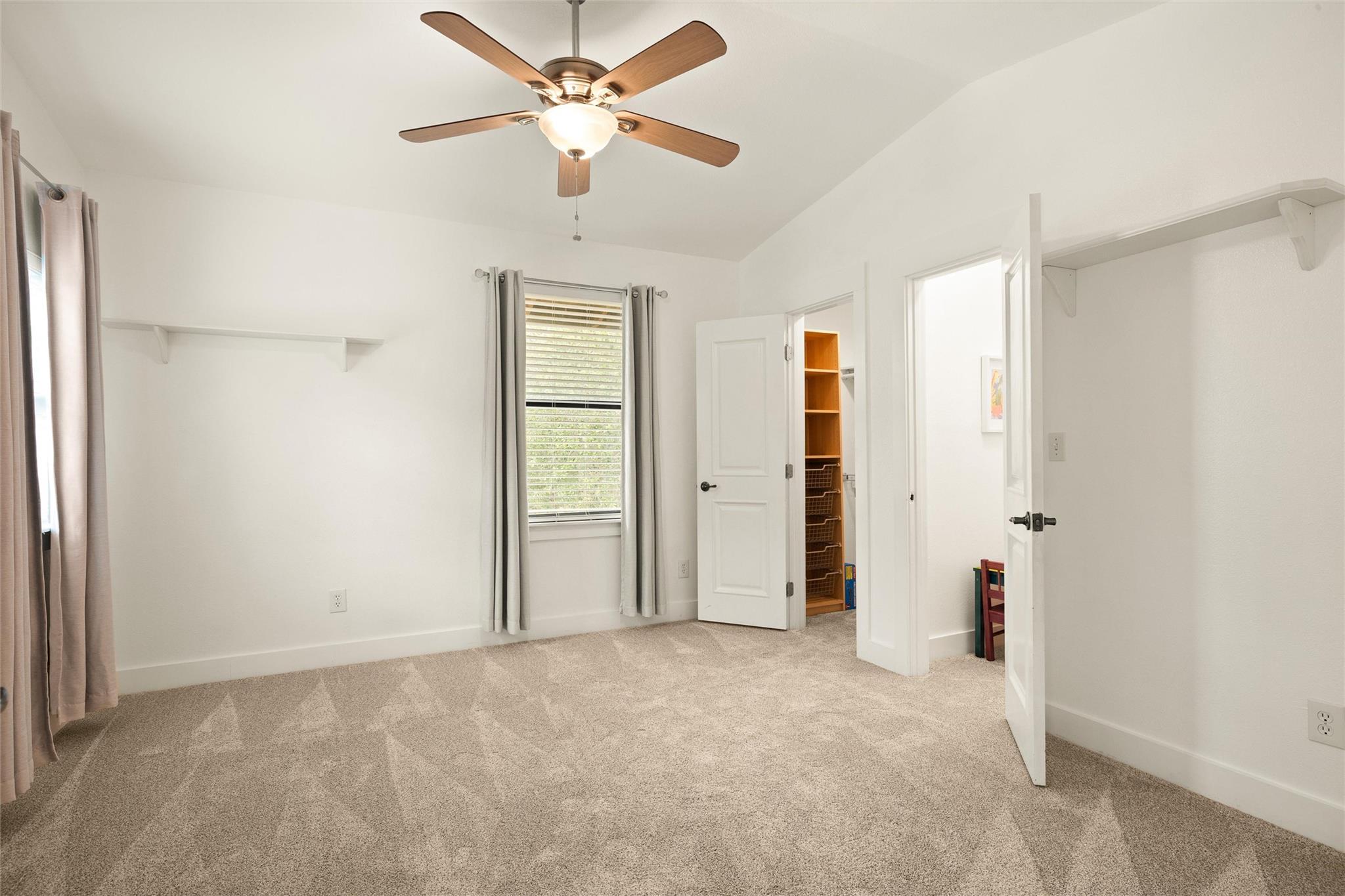 5605 McCarty Ln, Austin, TX 78749