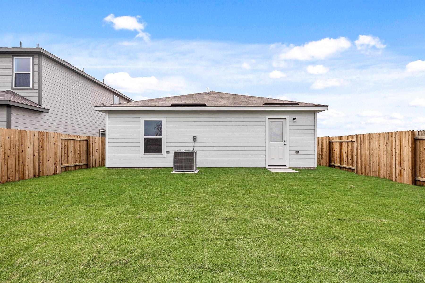 14508 Wahlbergs Way, Elgin, TX 78621