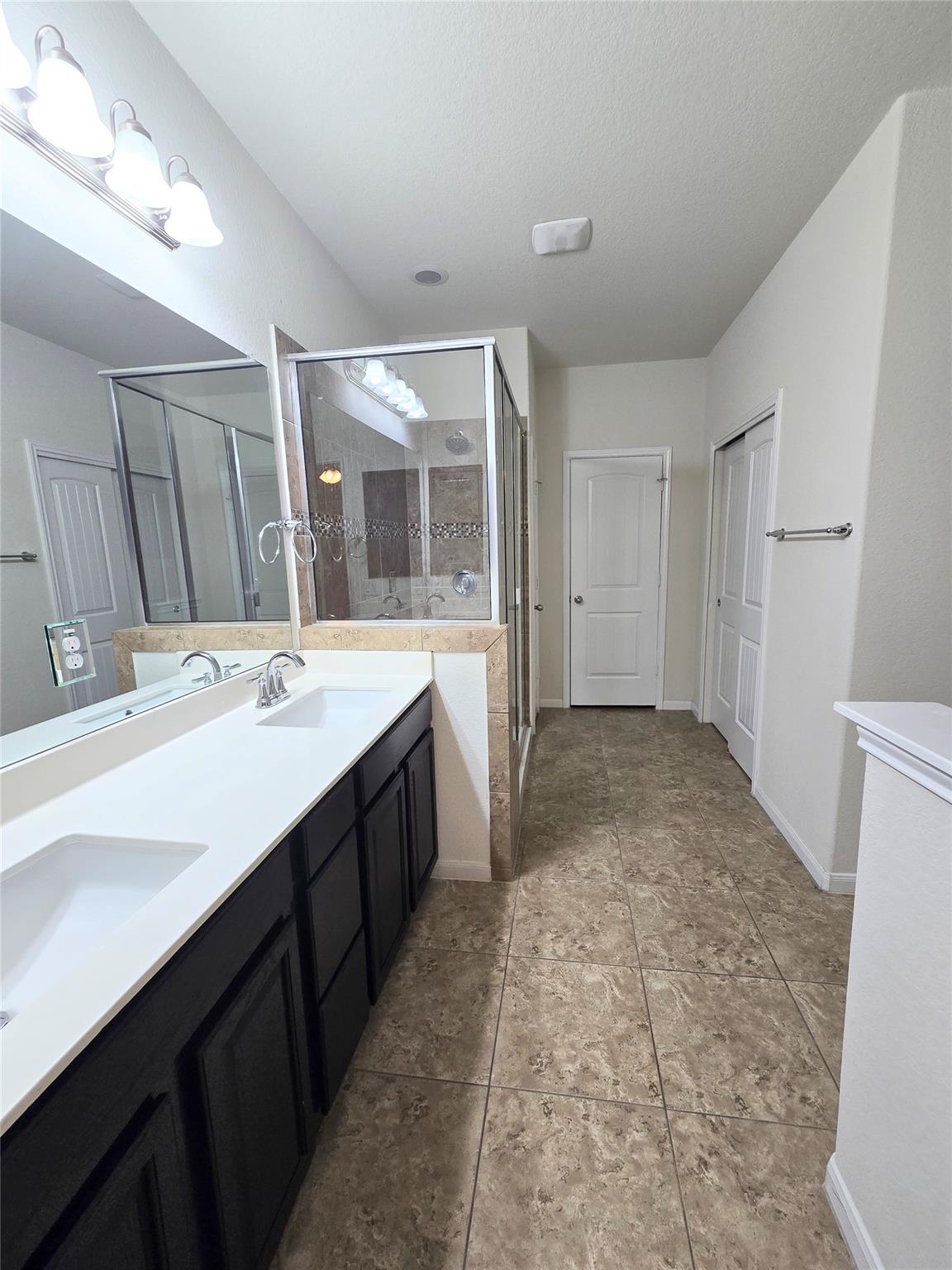 711 Rolling Oak Dr. Dr # 101, Round Rock, TX 78664