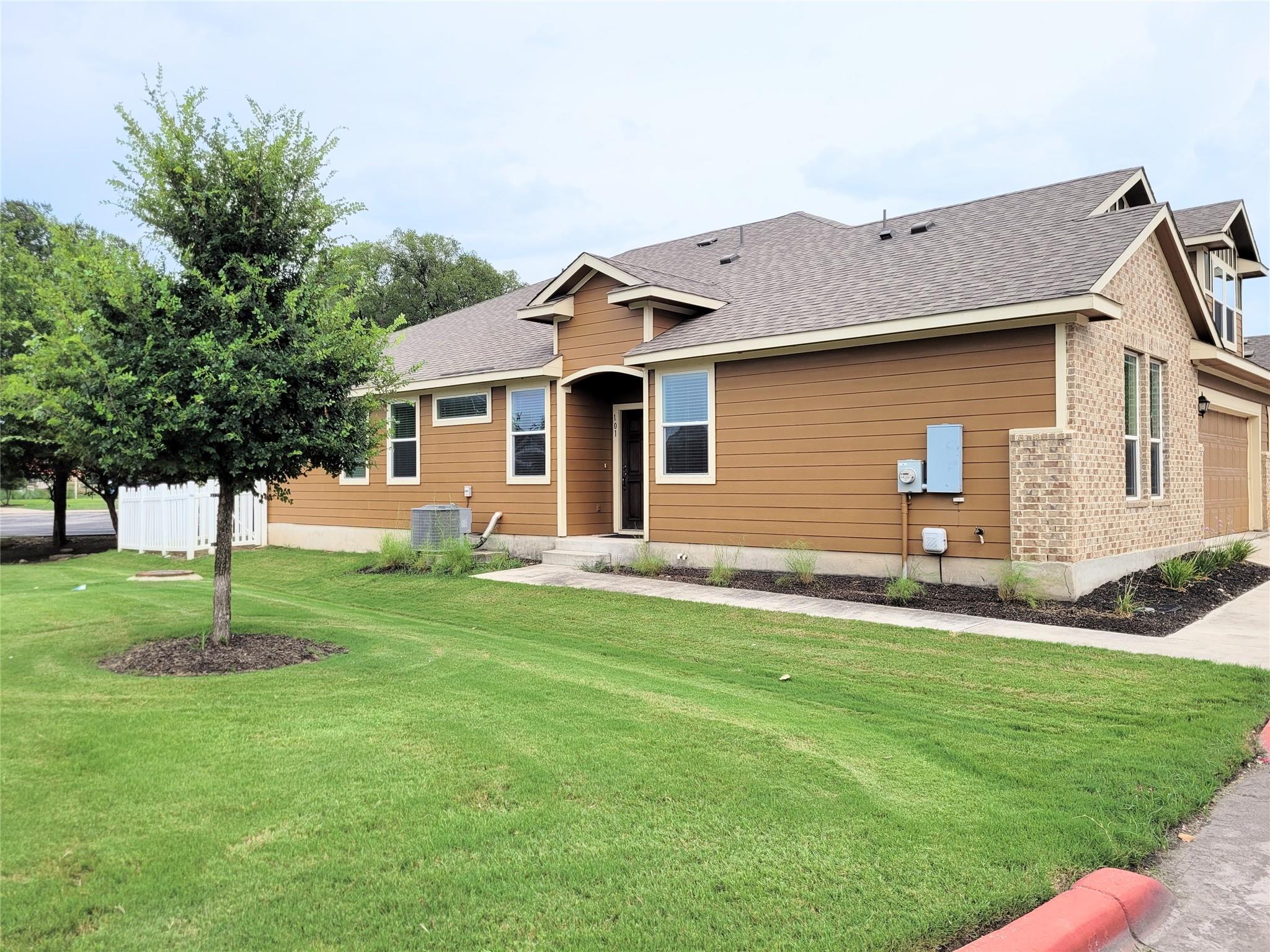 711 Rolling Oak Dr. Dr # 101, Round Rock, TX 78664