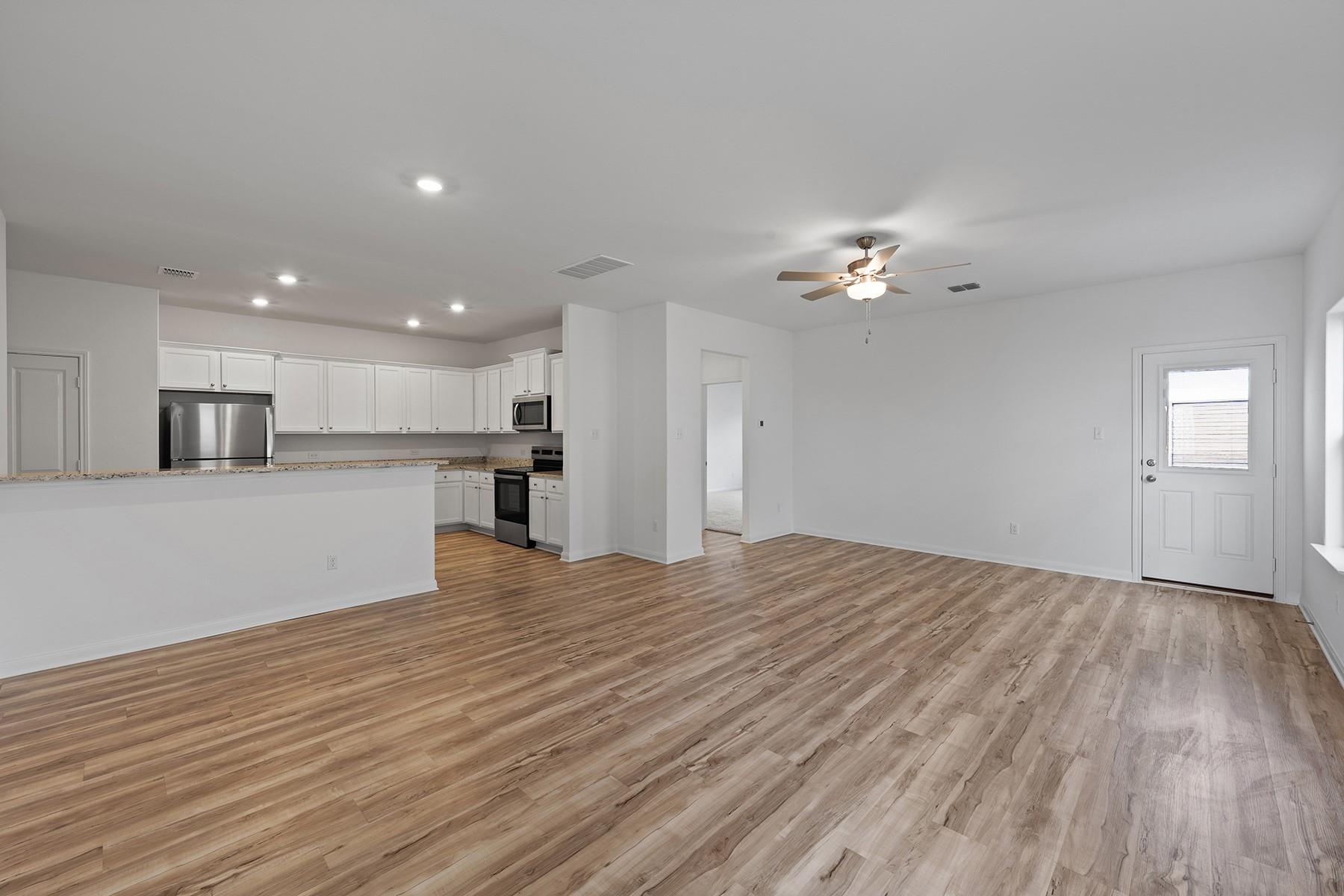 14401 Bonellis Pass, Elgin, TX 78621