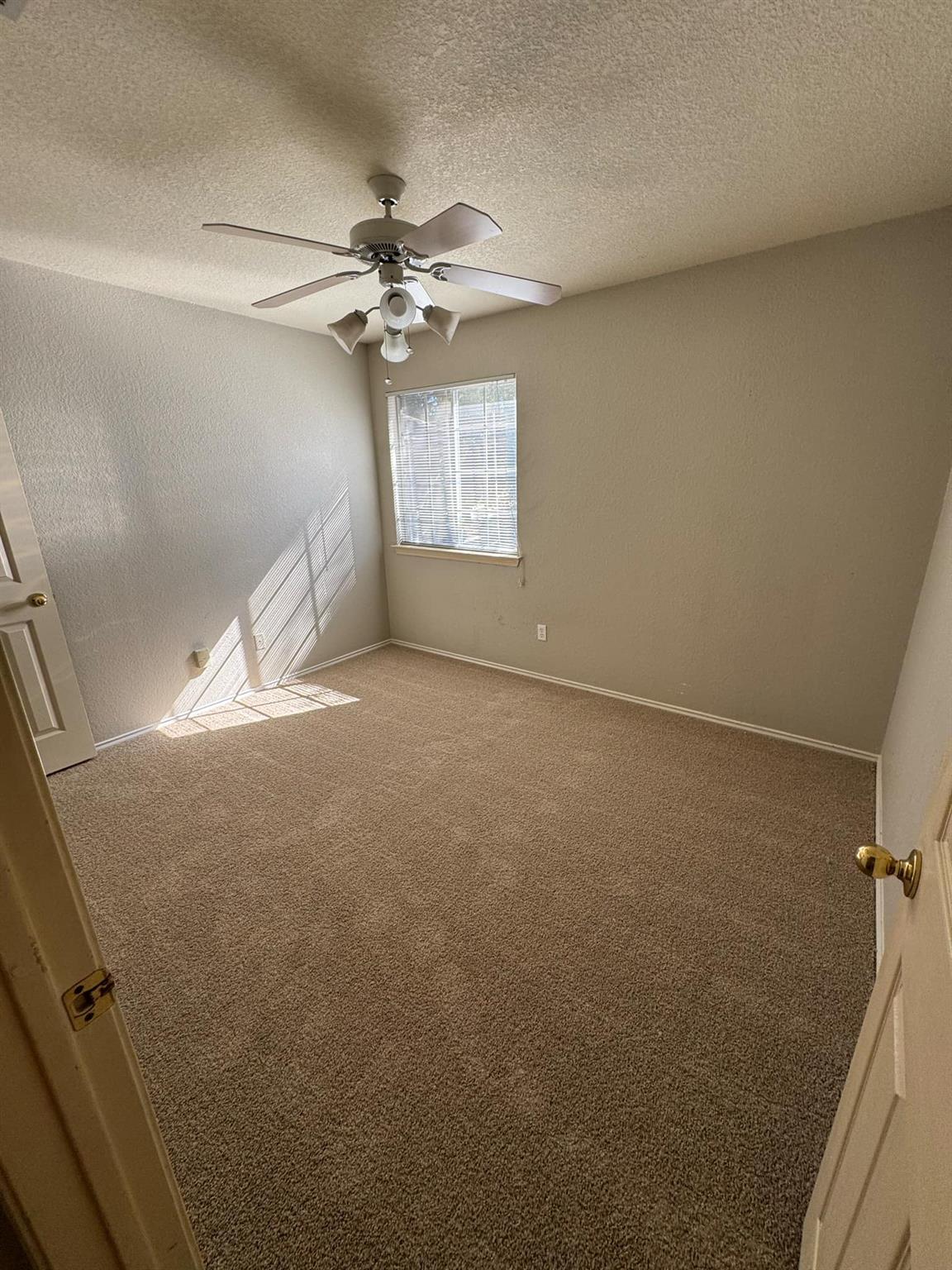 8901 Vigen Cir, Austin, TX 78748