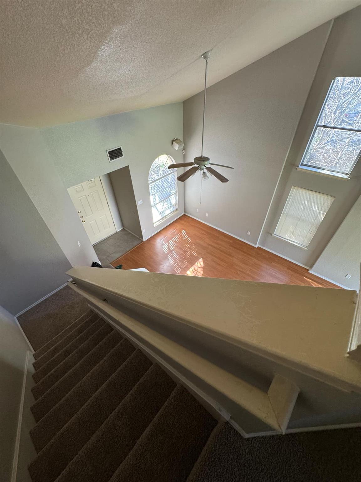 8901 Vigen Cir, Austin, TX 78748