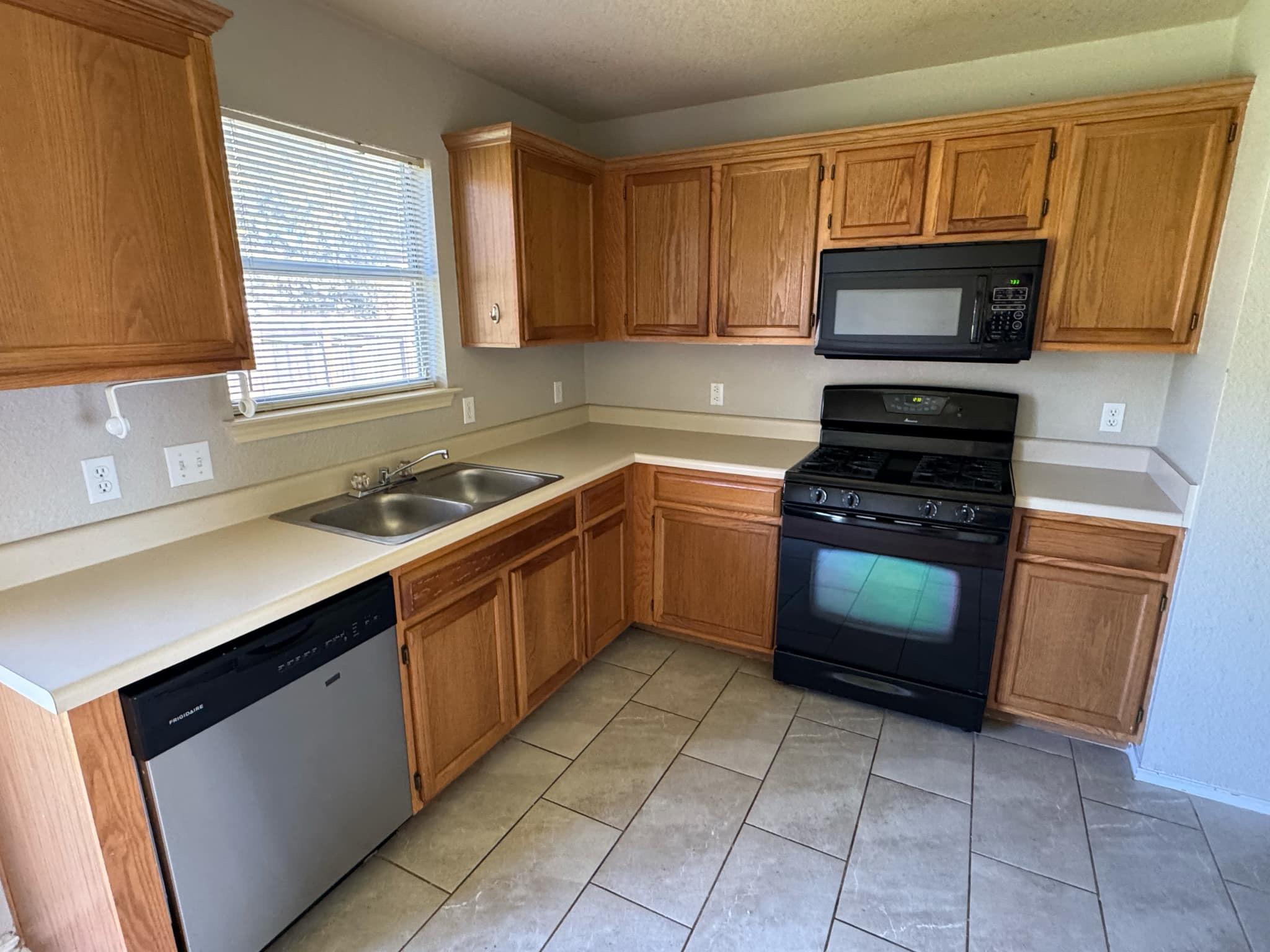 8901 Vigen Cir, Austin, TX 78748