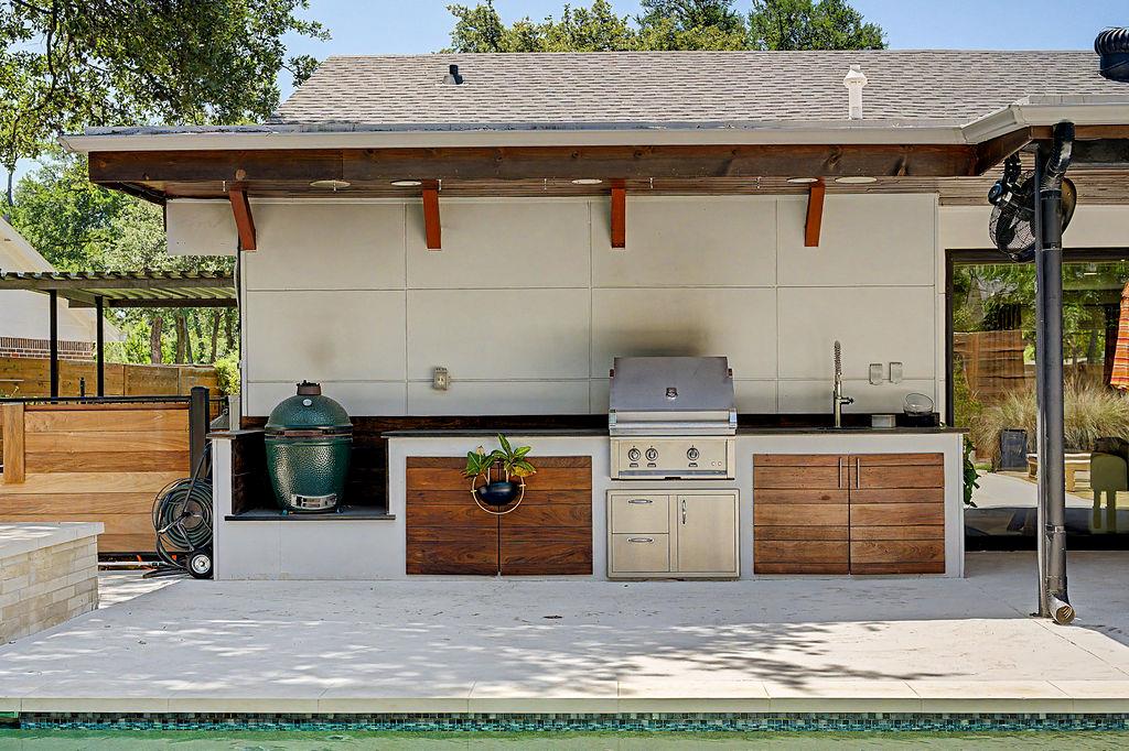 8612 Mesa Dr, Austin, TX 78759