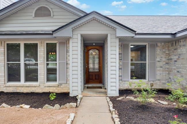2002 Brook Holw, Cedar Park, TX 78613