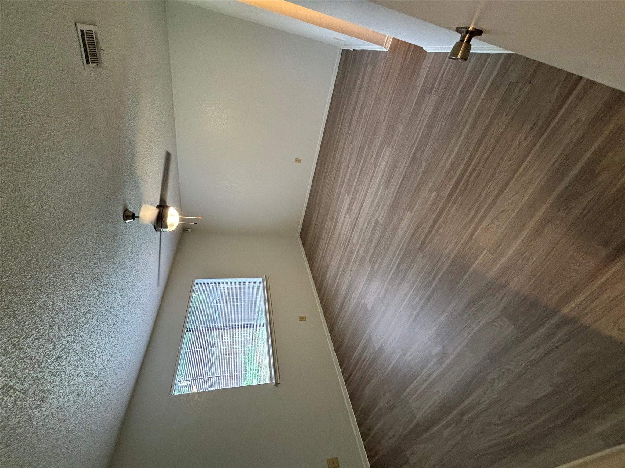1112 Byers Ln, Austin, TX 78753