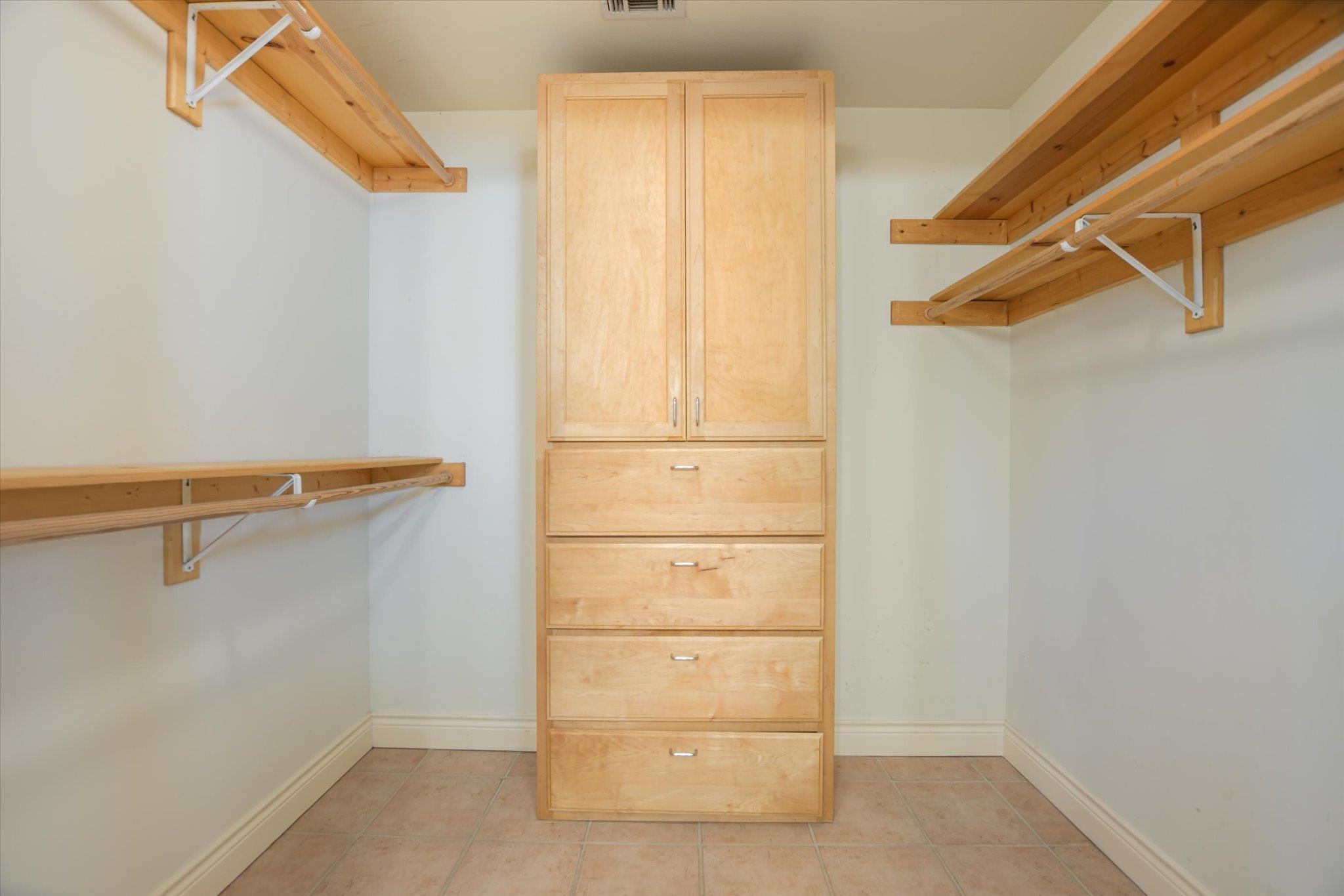 1150 San Bernard St # 1, Austin, TX 78702