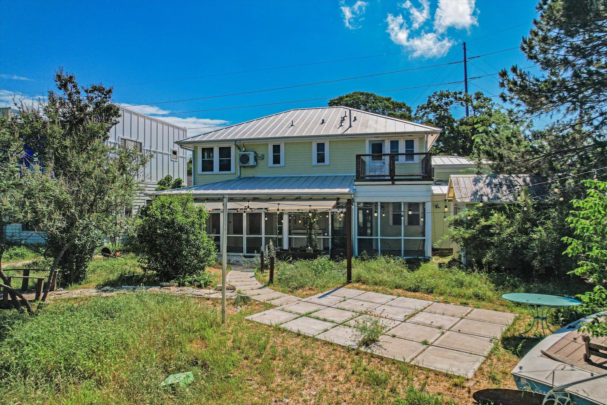 1150 San Bernard St # 1, Austin, TX 78702