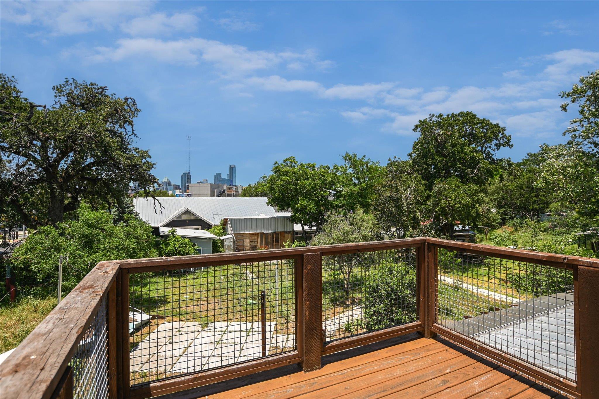 1150 San Bernard St # 1, Austin, TX 78702