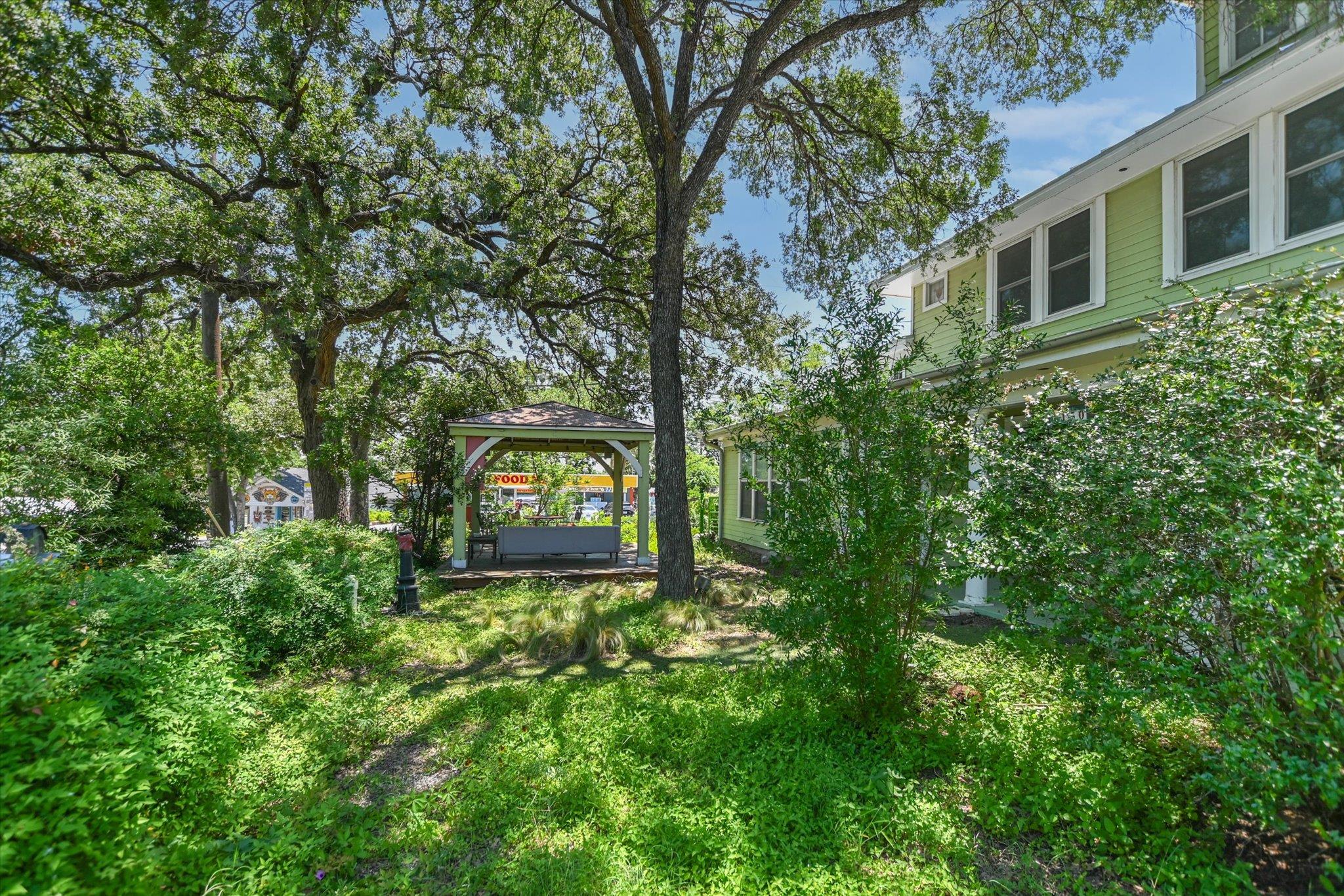 1150 San Bernard St # 1, Austin, TX 78702