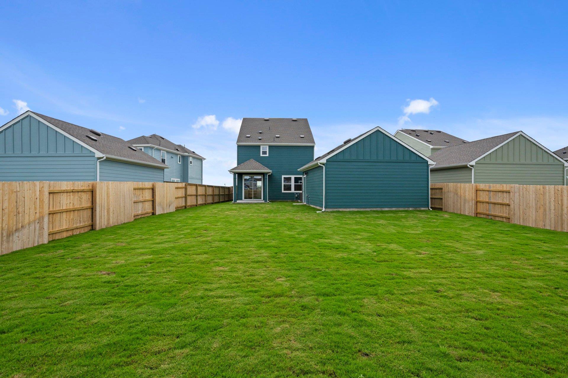 108 Wesley Miller Ln, Taylor, TX 76574