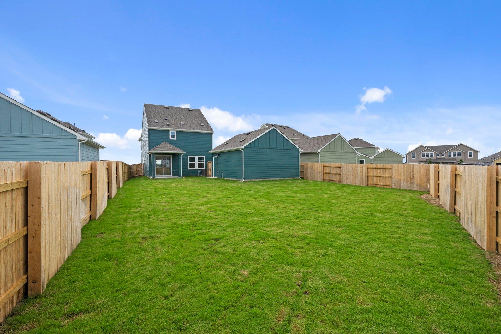 108 Wesley Miller Ln, Taylor, TX 76574