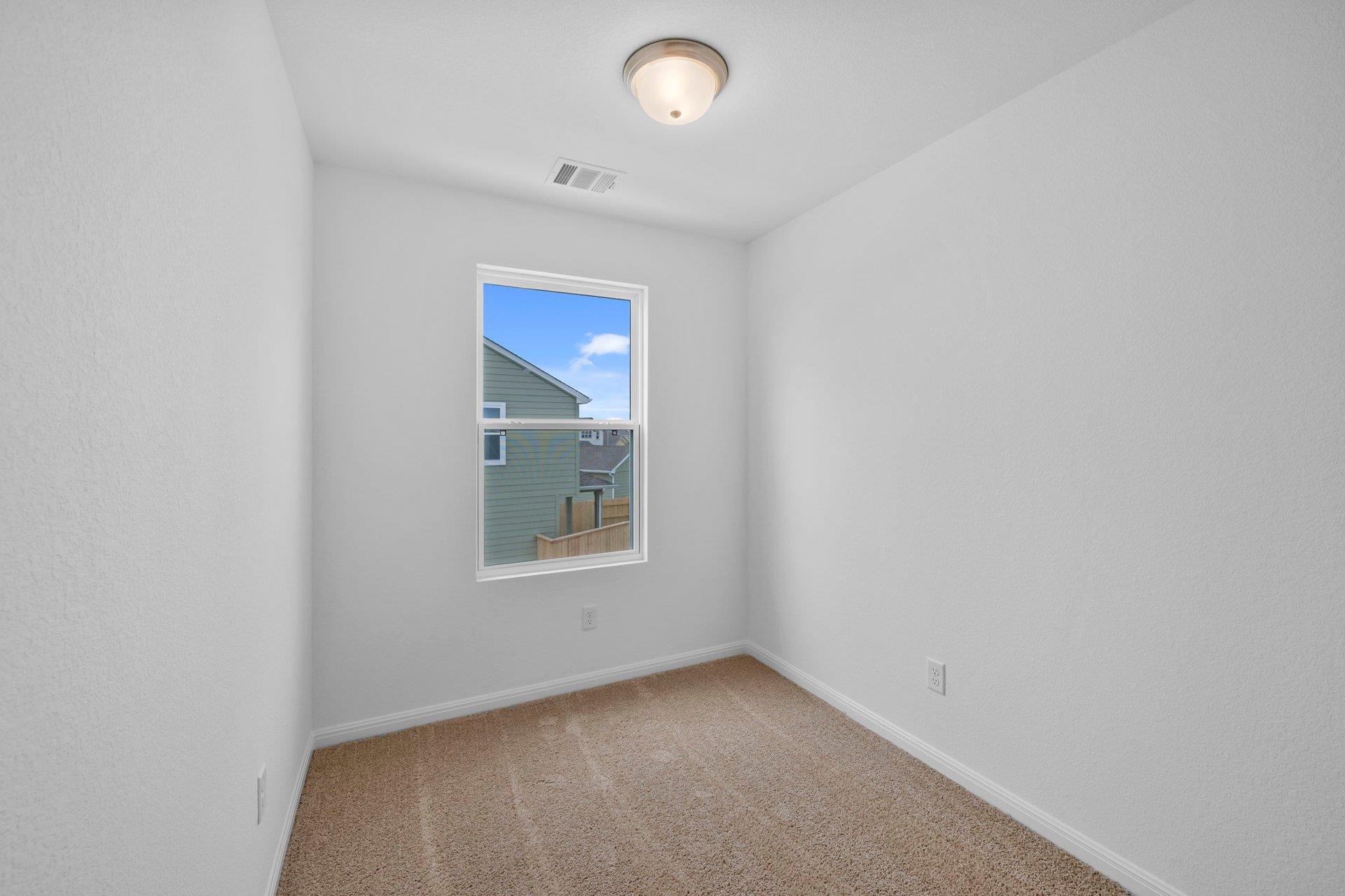 108 Wesley Miller Ln, Taylor, TX 76574