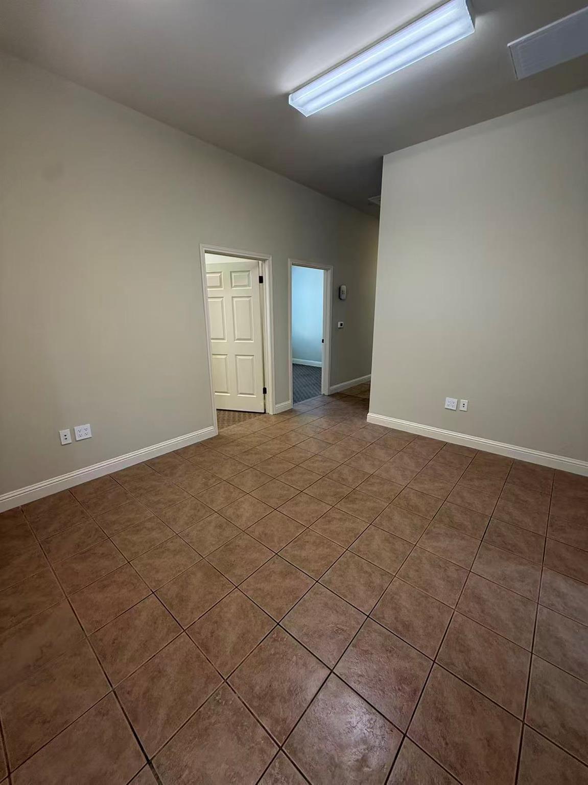 13284 Pond Springs Rd # 201, Austin, TX 78729