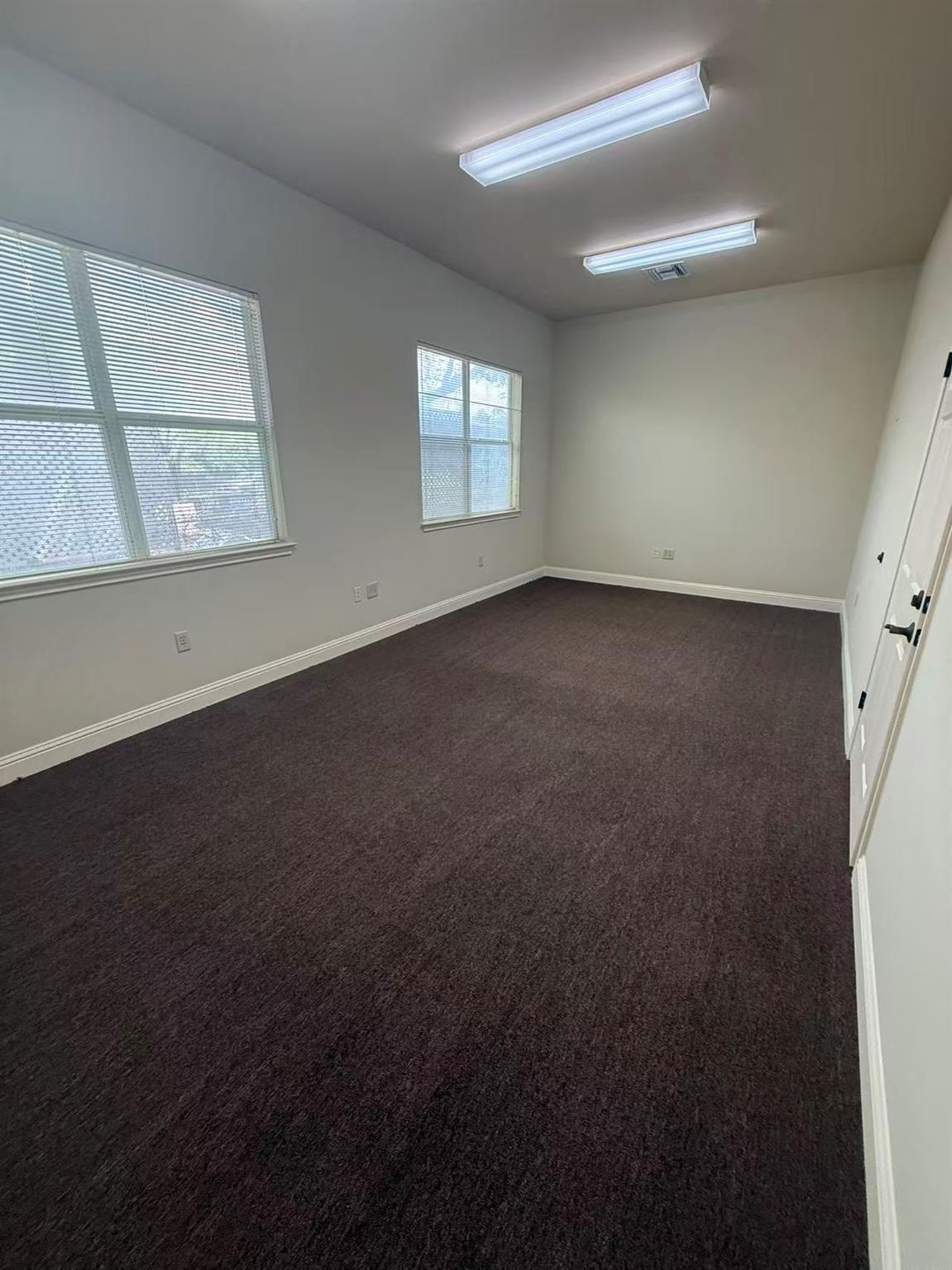 13284 Pond Springs Rd # 201, Austin, TX 78729