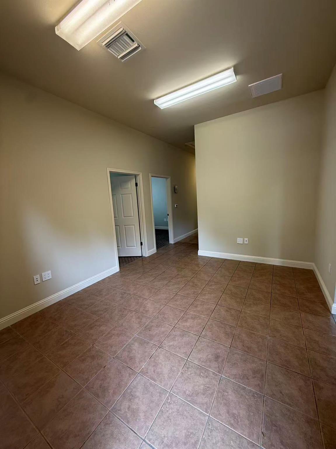 13284 Pond Springs Rd # 201, Austin, TX 78729