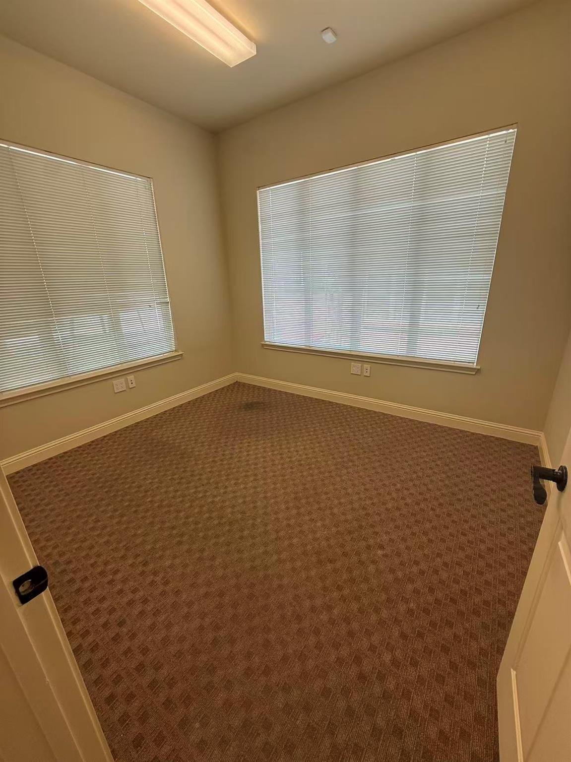 13284 Pond Springs Rd # 201, Austin, TX 78729
