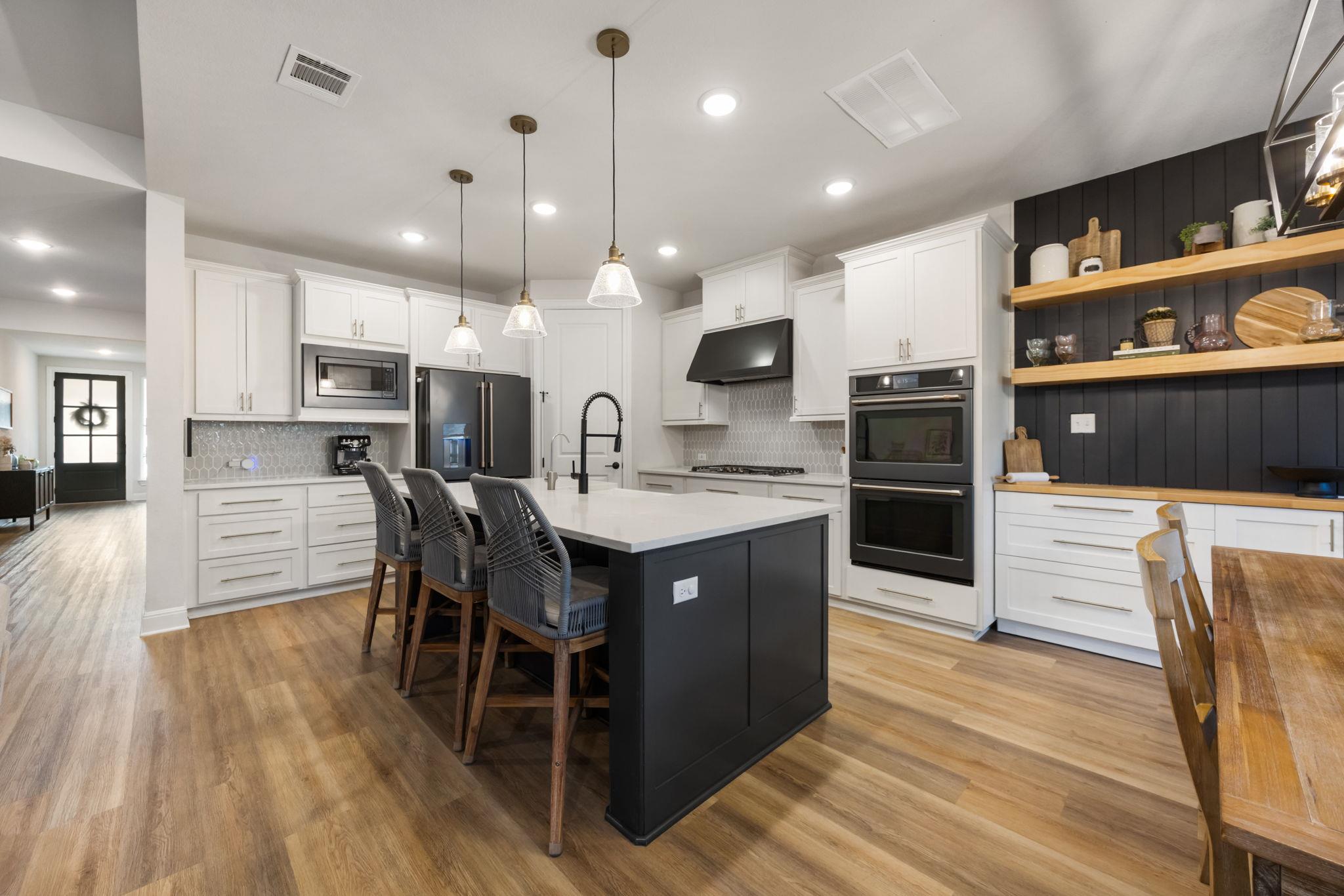 121 Beryl Way, Dripping Springs, TX 78620