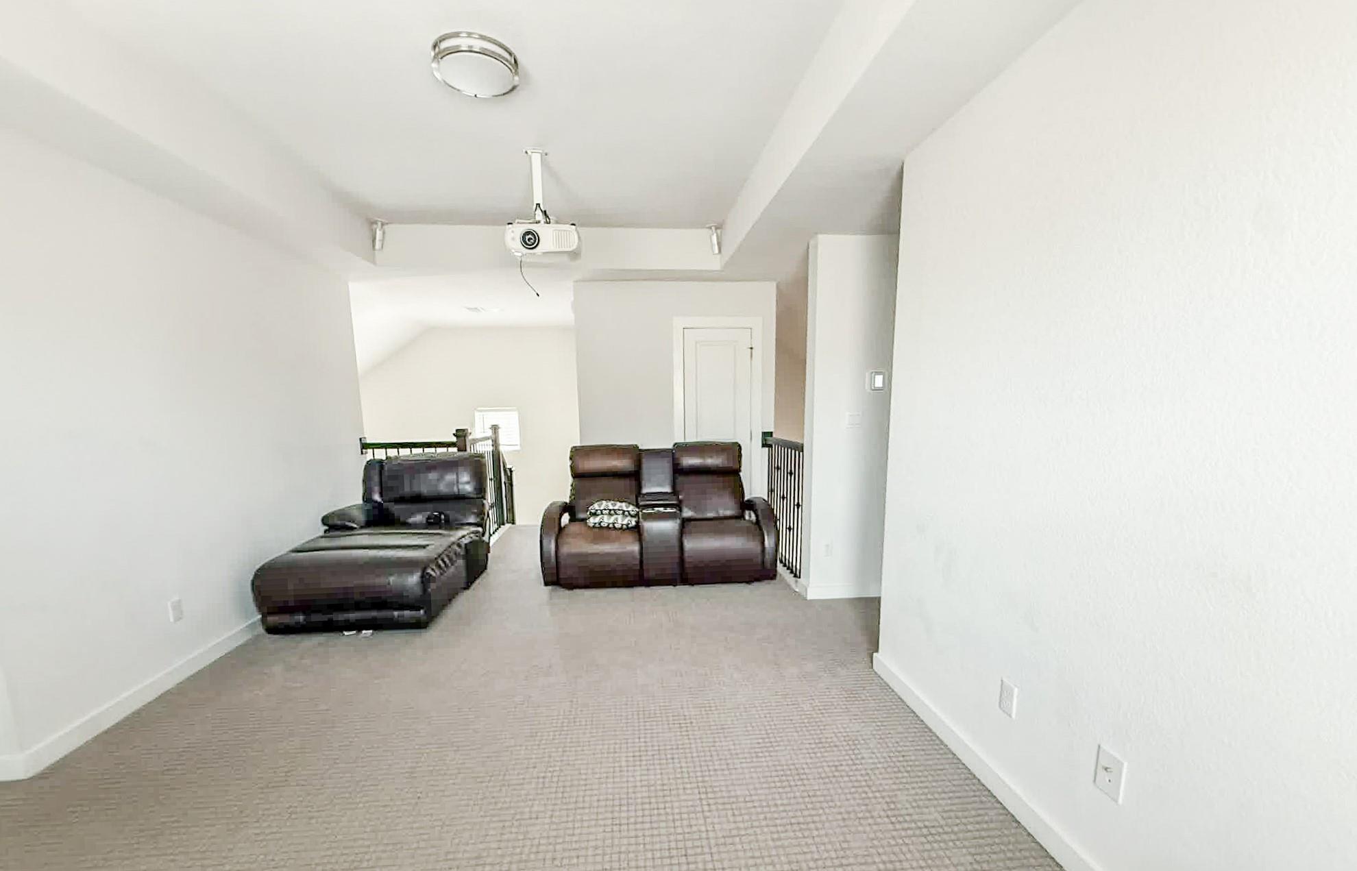 112 Rosebush Dr, Liberty Hill, TX 78642