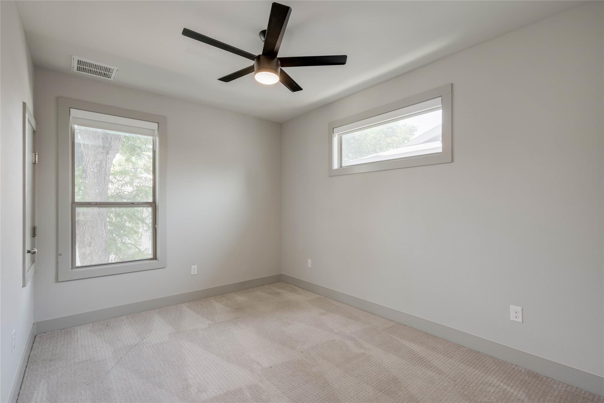 2612 Willow St # B, Austin, TX 78702