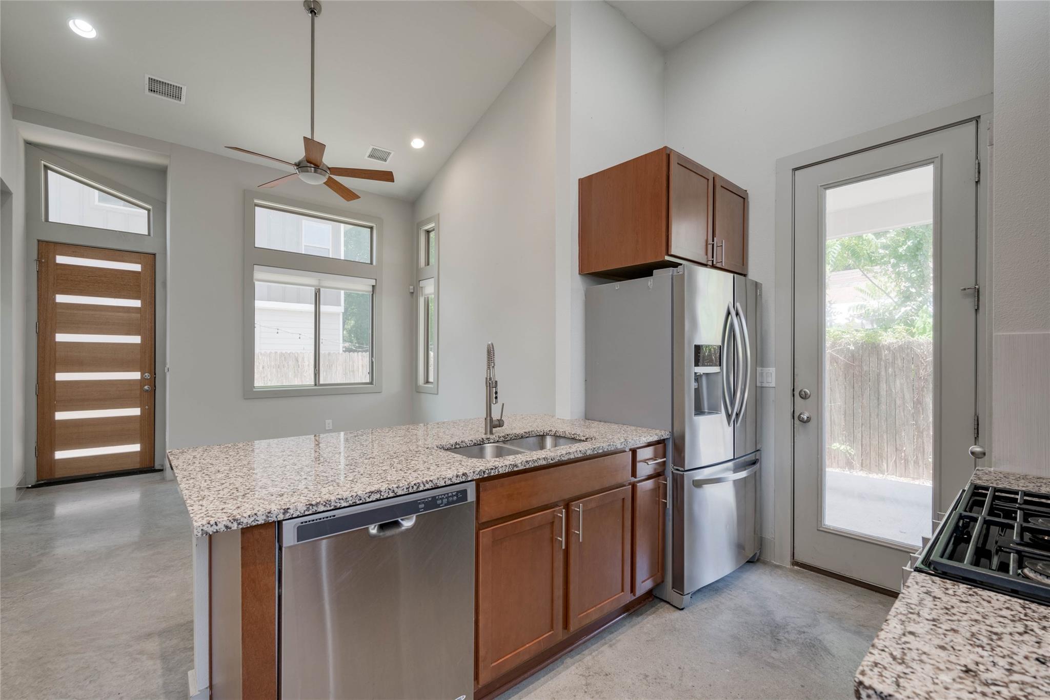 2612 Willow St # B, Austin, TX 78702