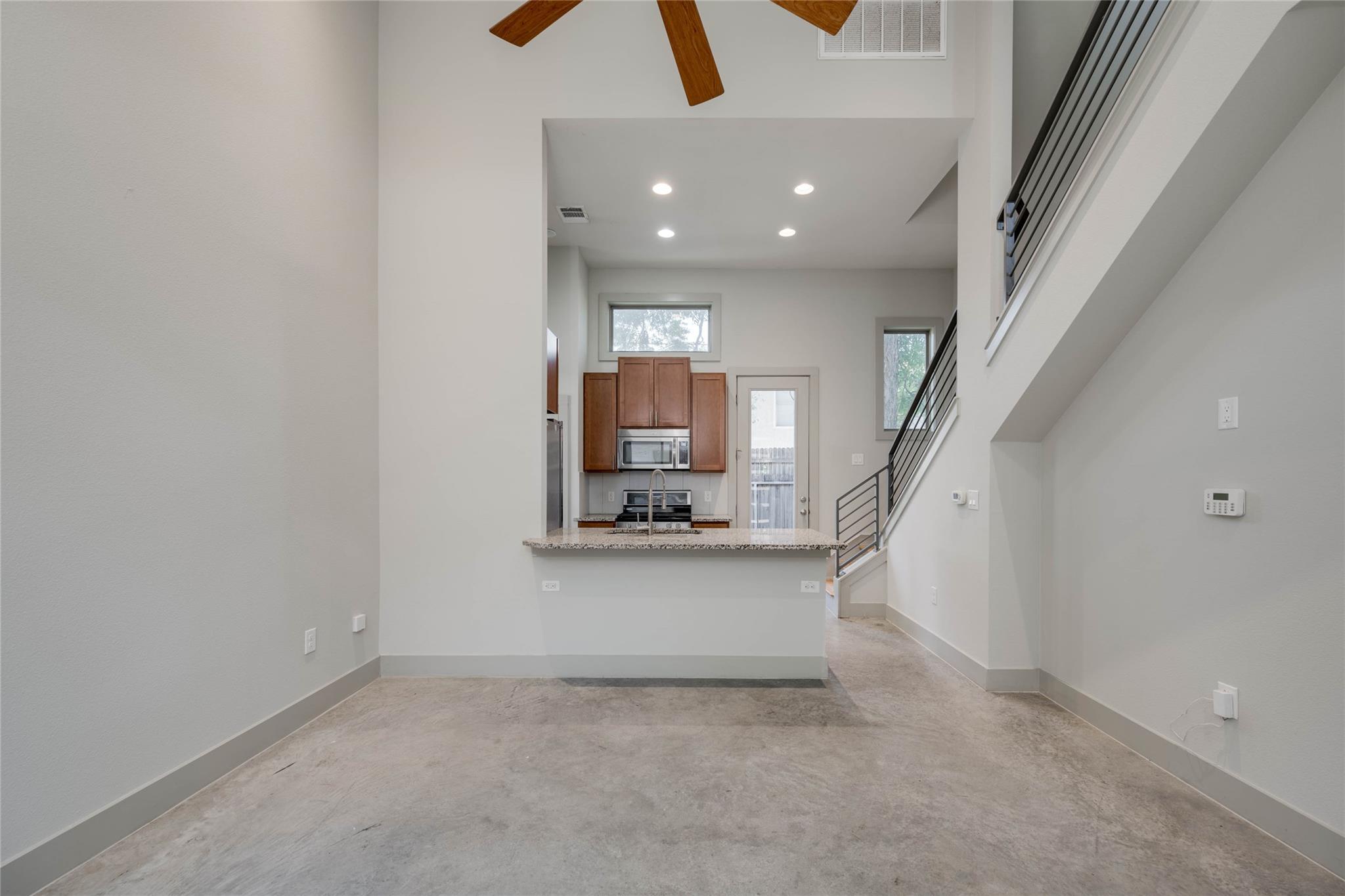 2612 Willow St # B, Austin, TX 78702