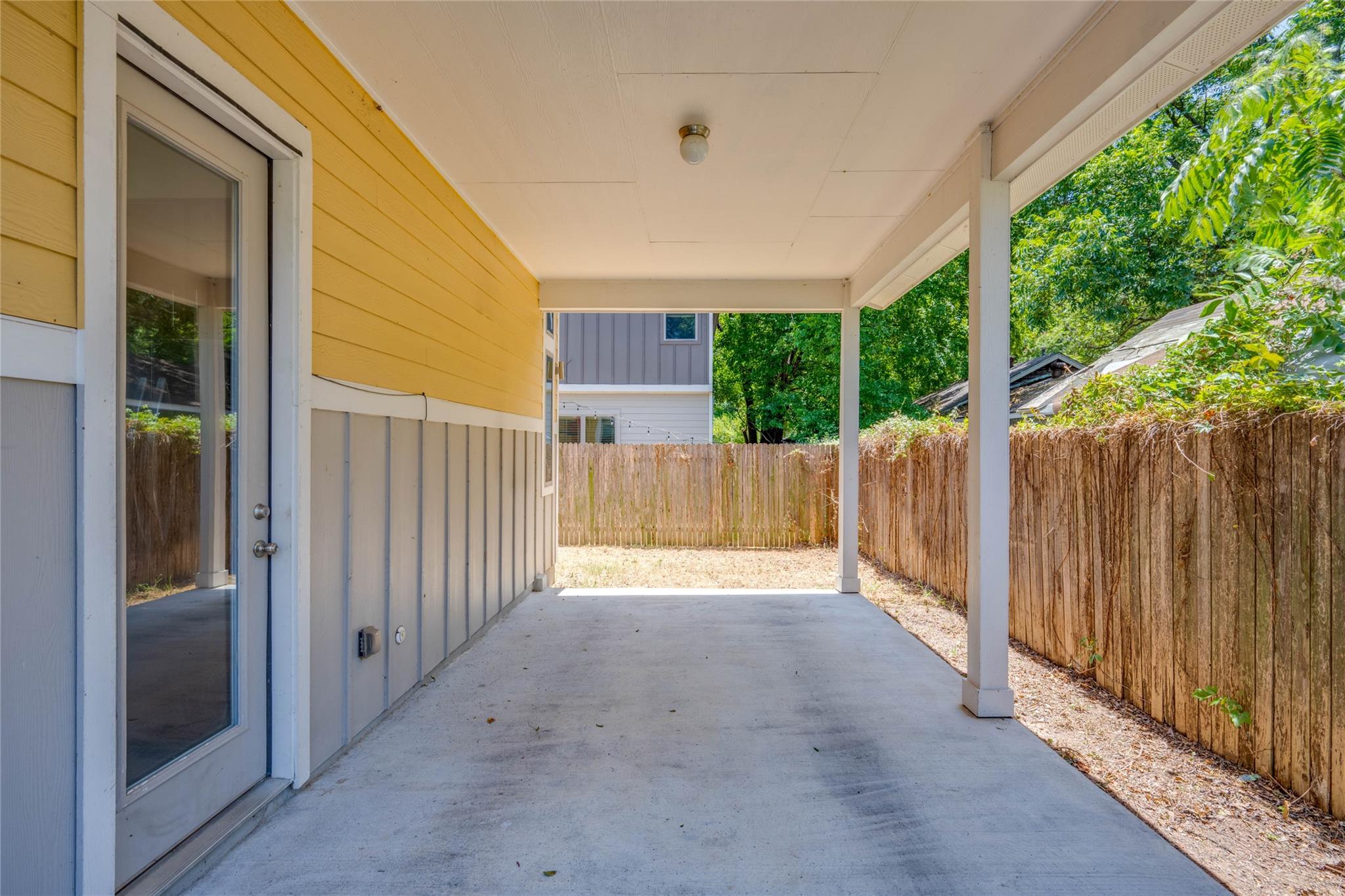 2612 Willow St # B, Austin, TX 78702
