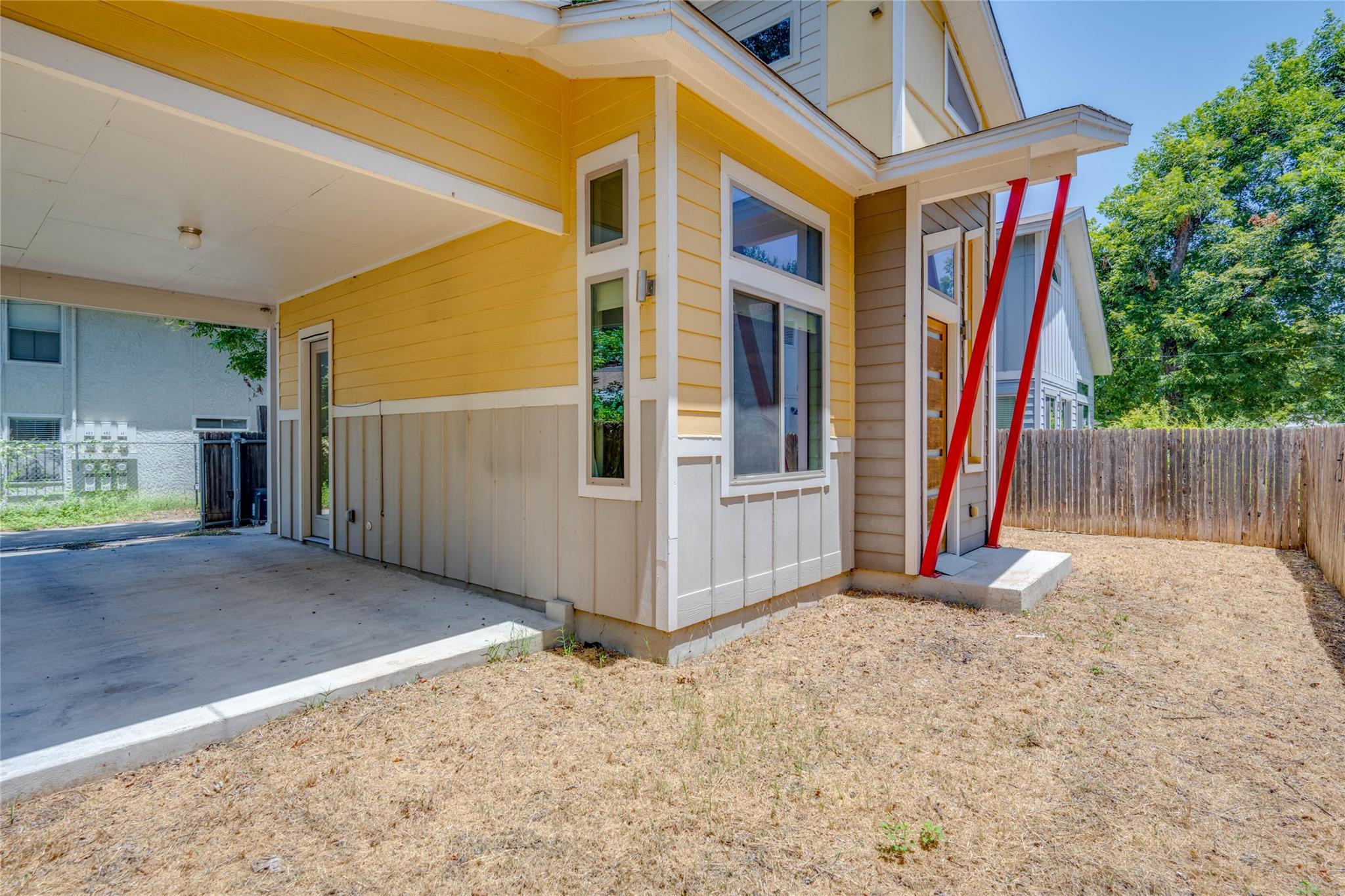 2612 Willow St # B, Austin, TX 78702